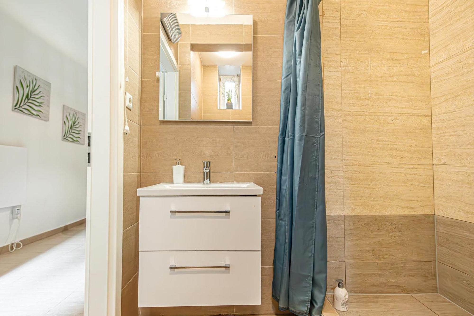 Apartment Simple W Full Kitchen Wiener Stadthalle Wien