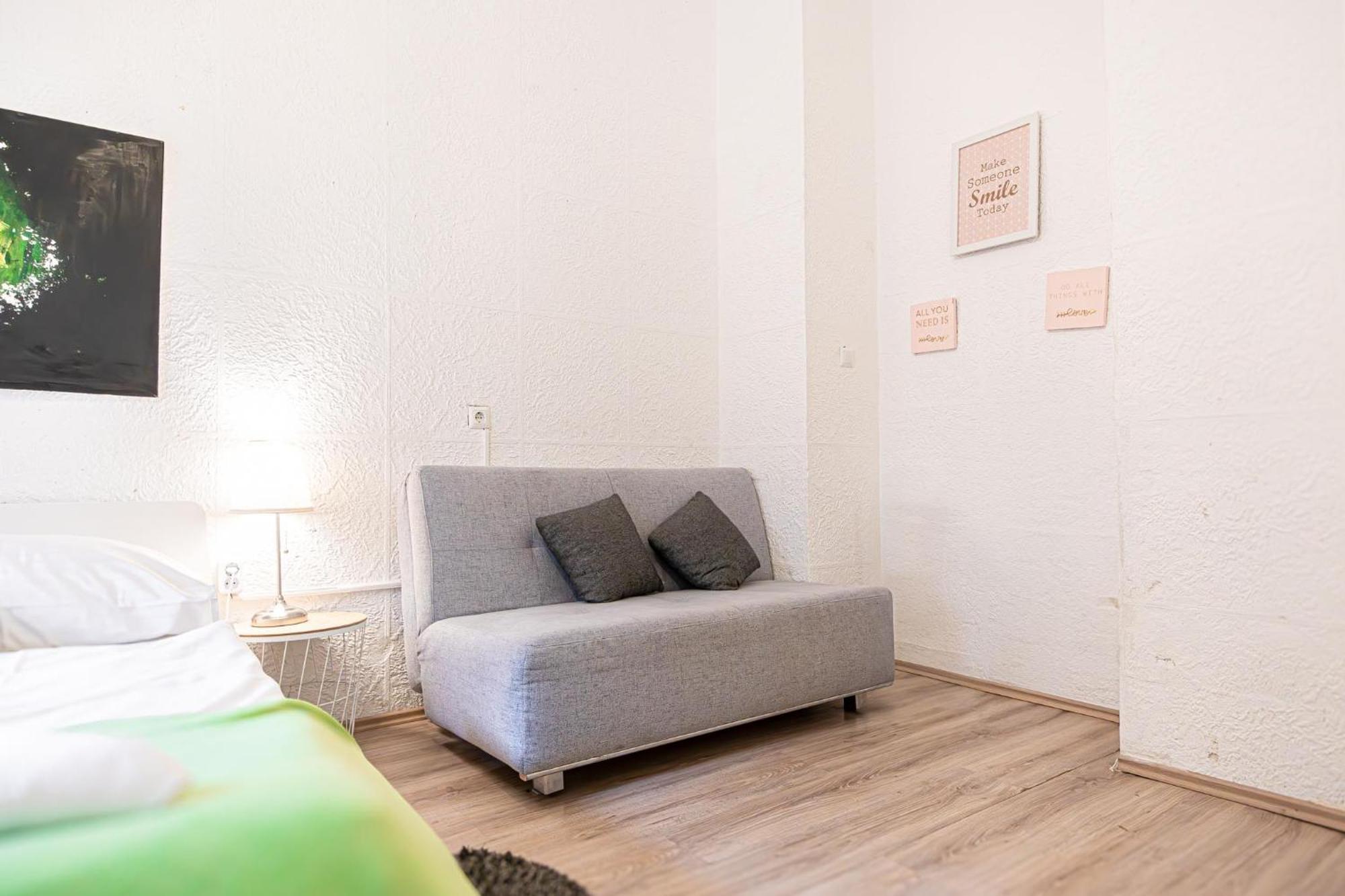 Apartment Simple W Full Kitchen Wiener Stadthalle Wien