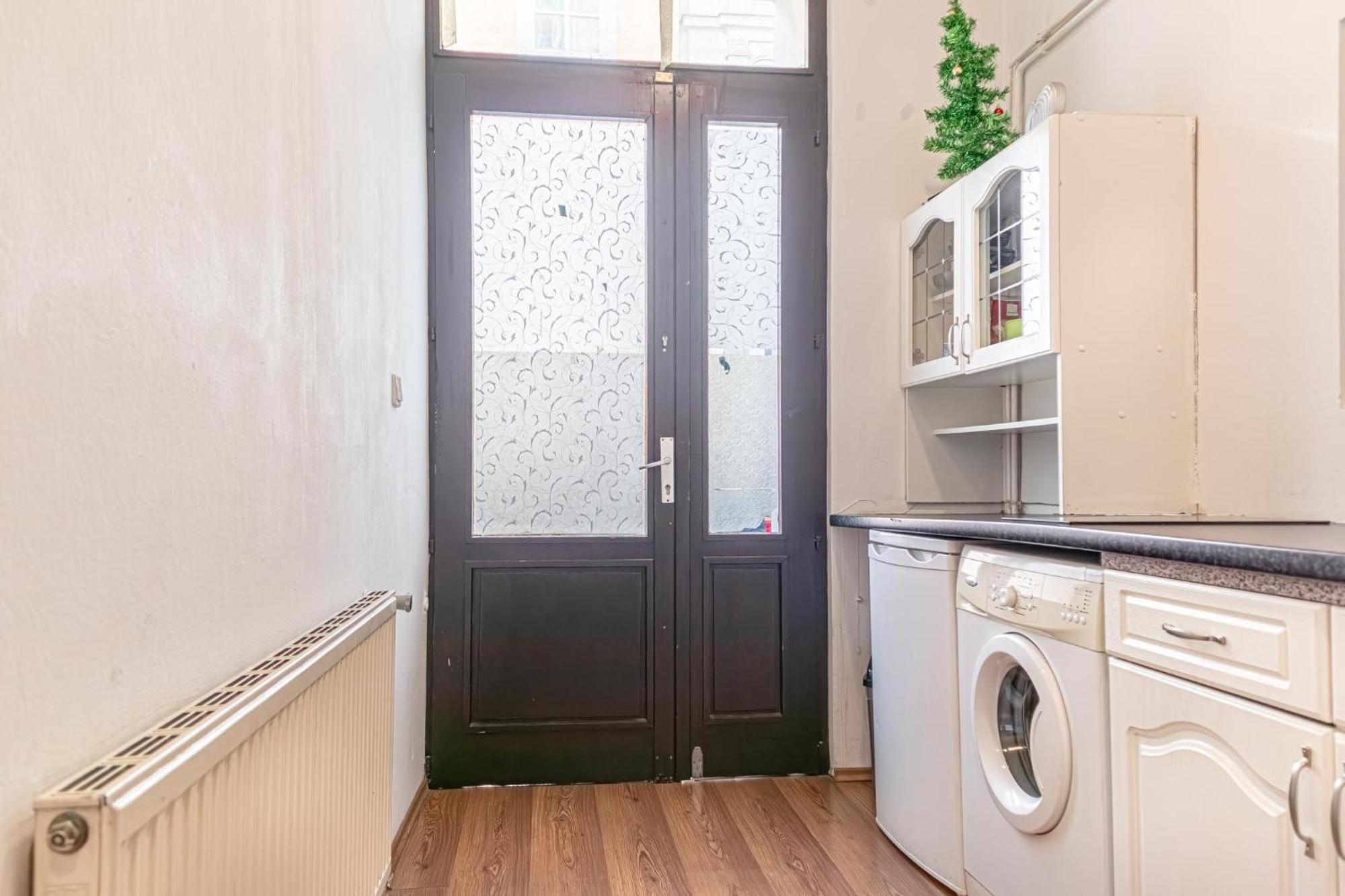 Apartment Modern 1br Apart- Suitable For Longstays *