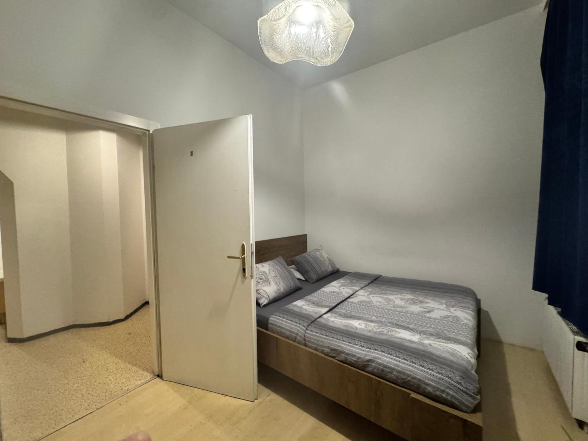 1100 Ganze 1 * Vienna