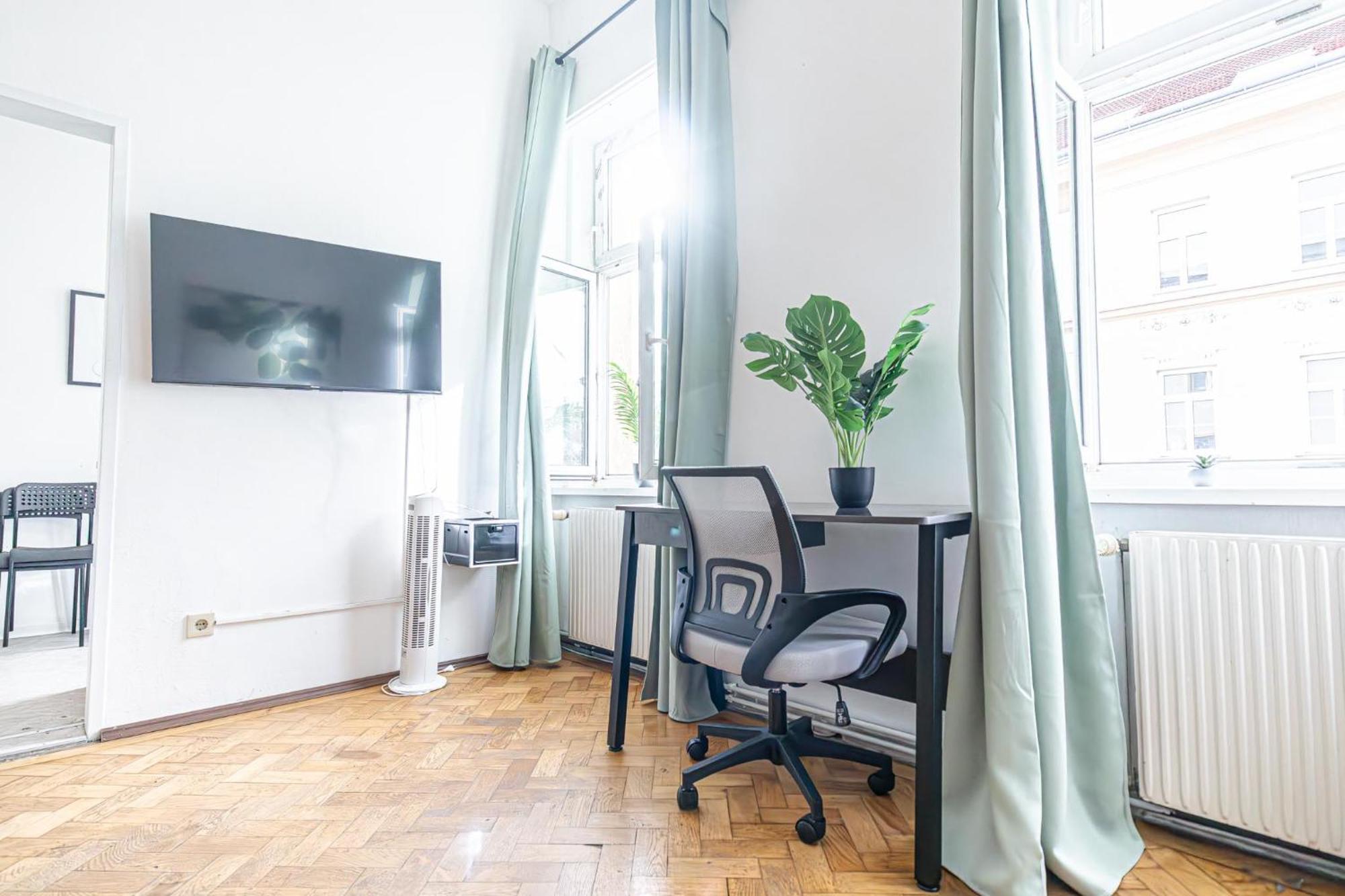 Long-term In Vienna: U3 Location Apartment *