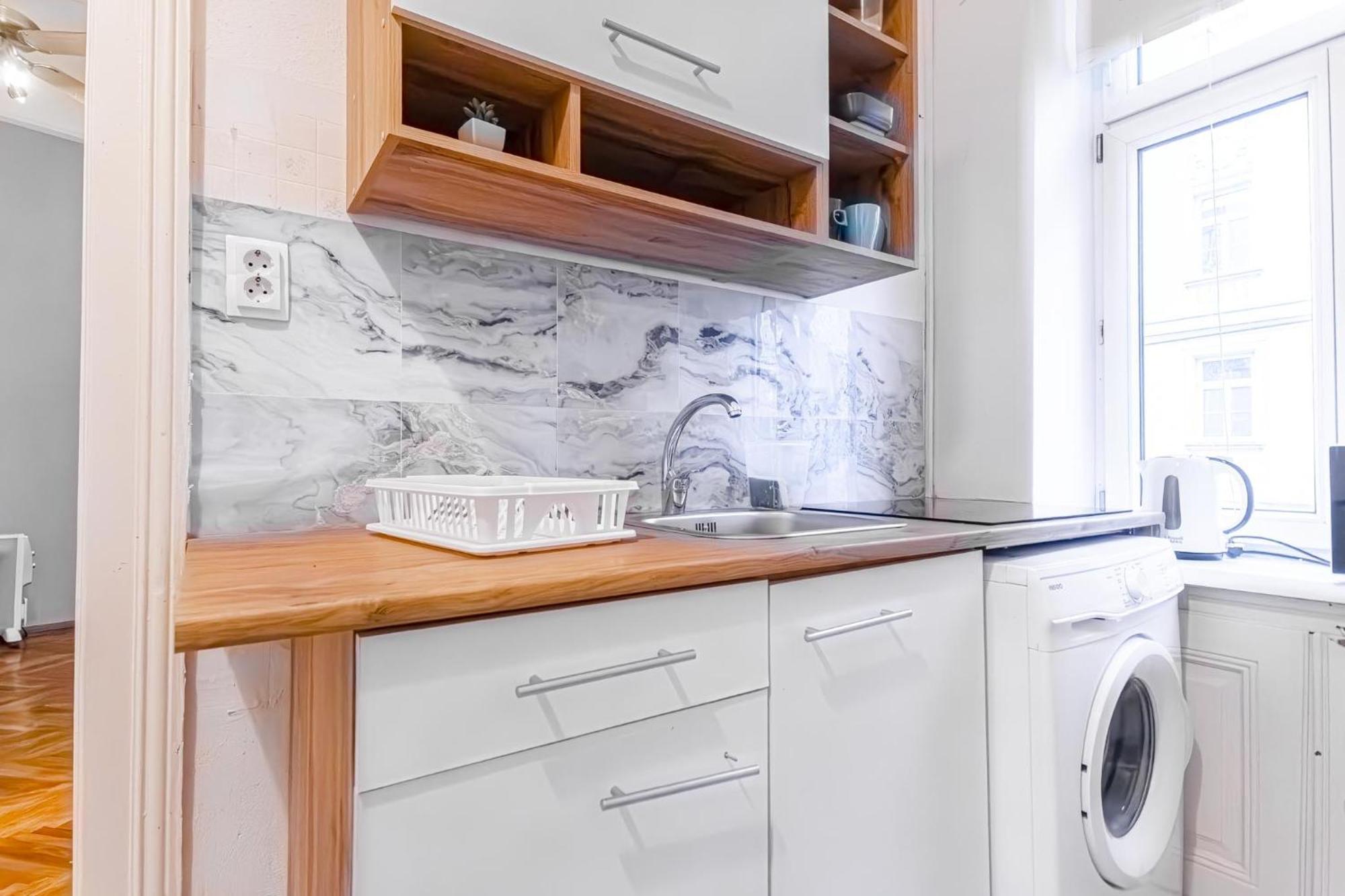 1br Apt. Near The Danube & Prater Stern Apartment Vienna