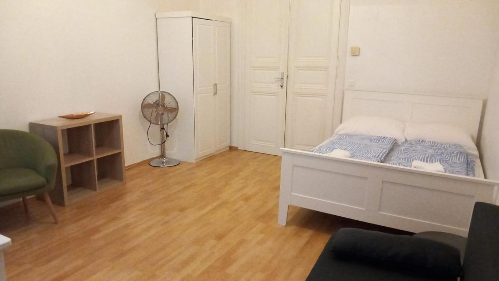 Quiet Comfort: 1 Bedroom With Style Apartment Vienna