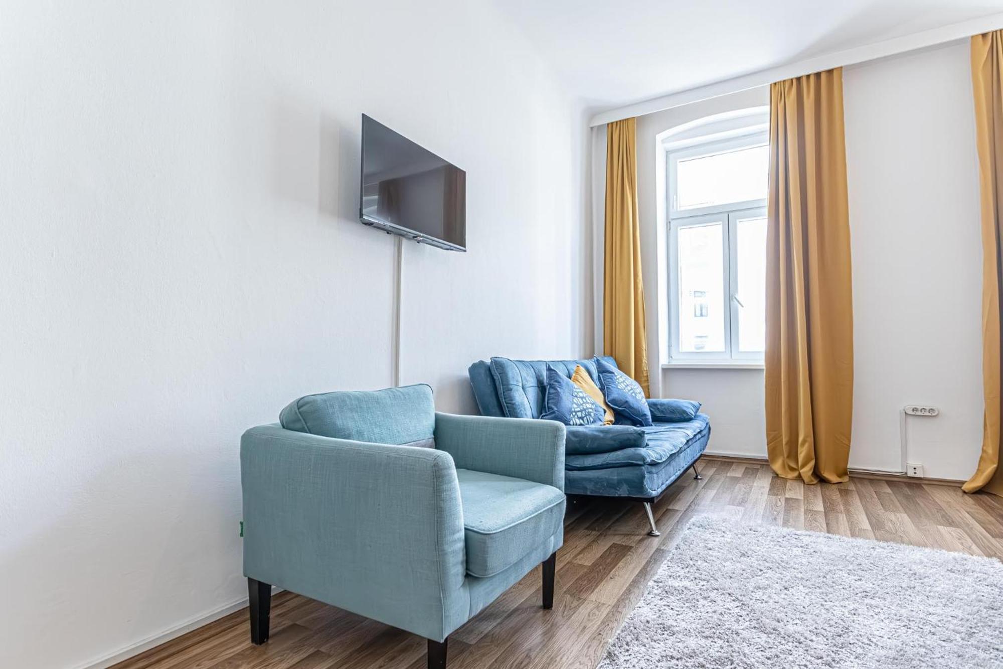 Explore Vienna: 1br Retreat Near Westbahnhof Vienna