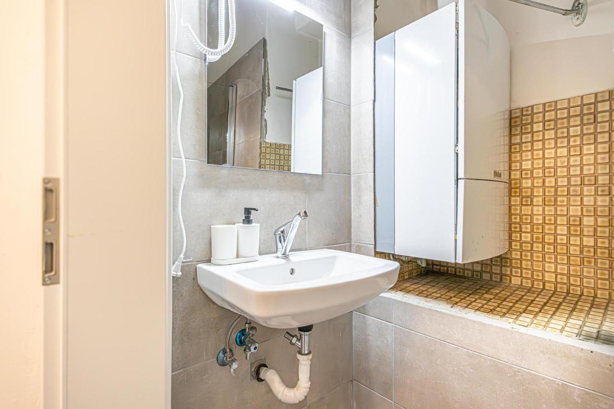 Cozy 3br For Up To 8p, 5min To Kongresspark Apartamento