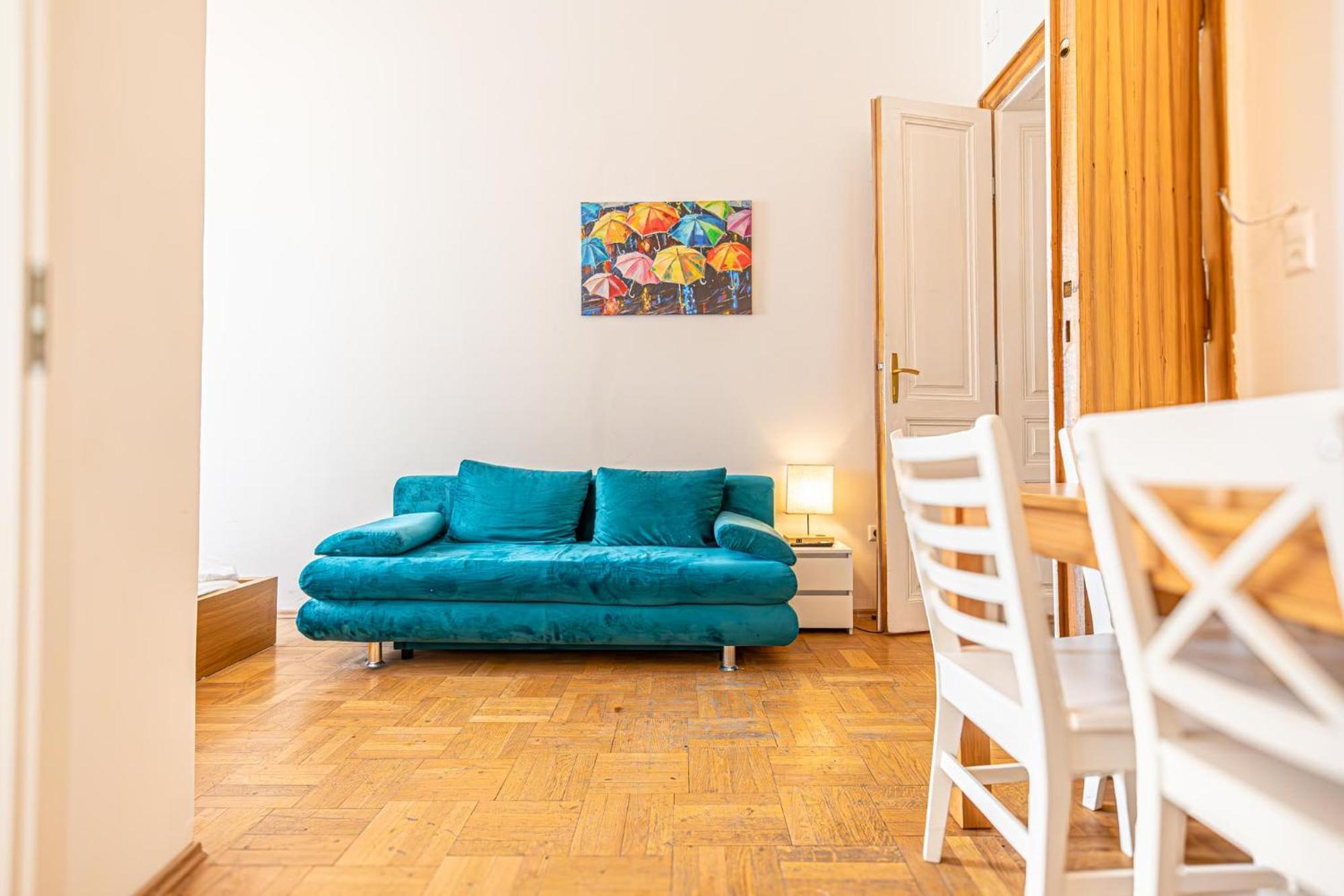 Cozy 3br For Up To 8p, 5min To Kongresspark Apartamento