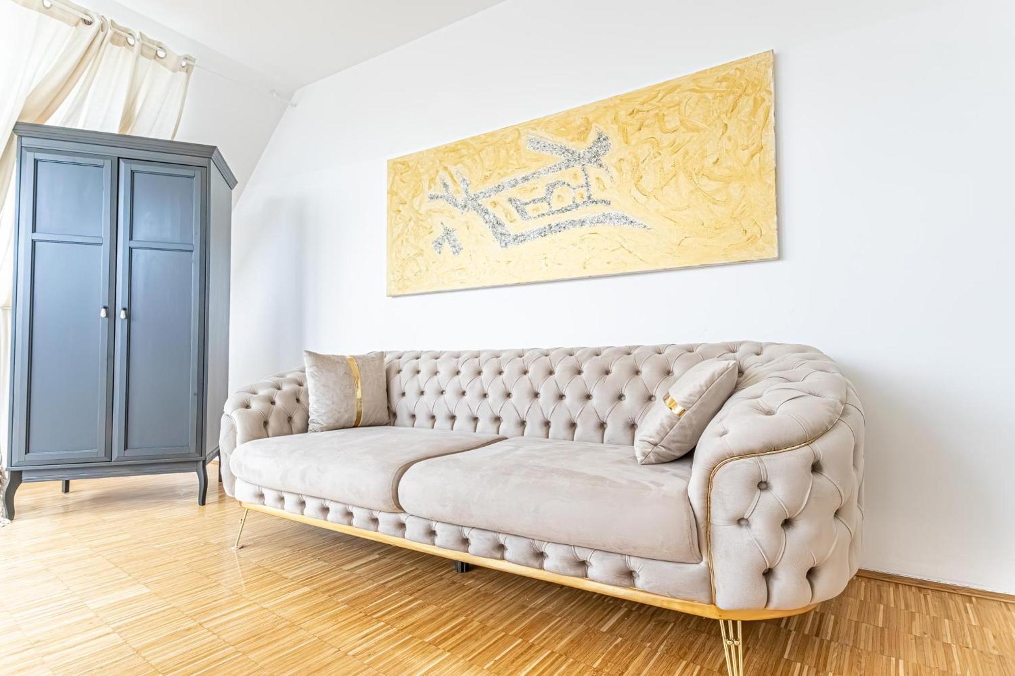 Luxury 3br And1 Lr In The Heart Of * Vienna