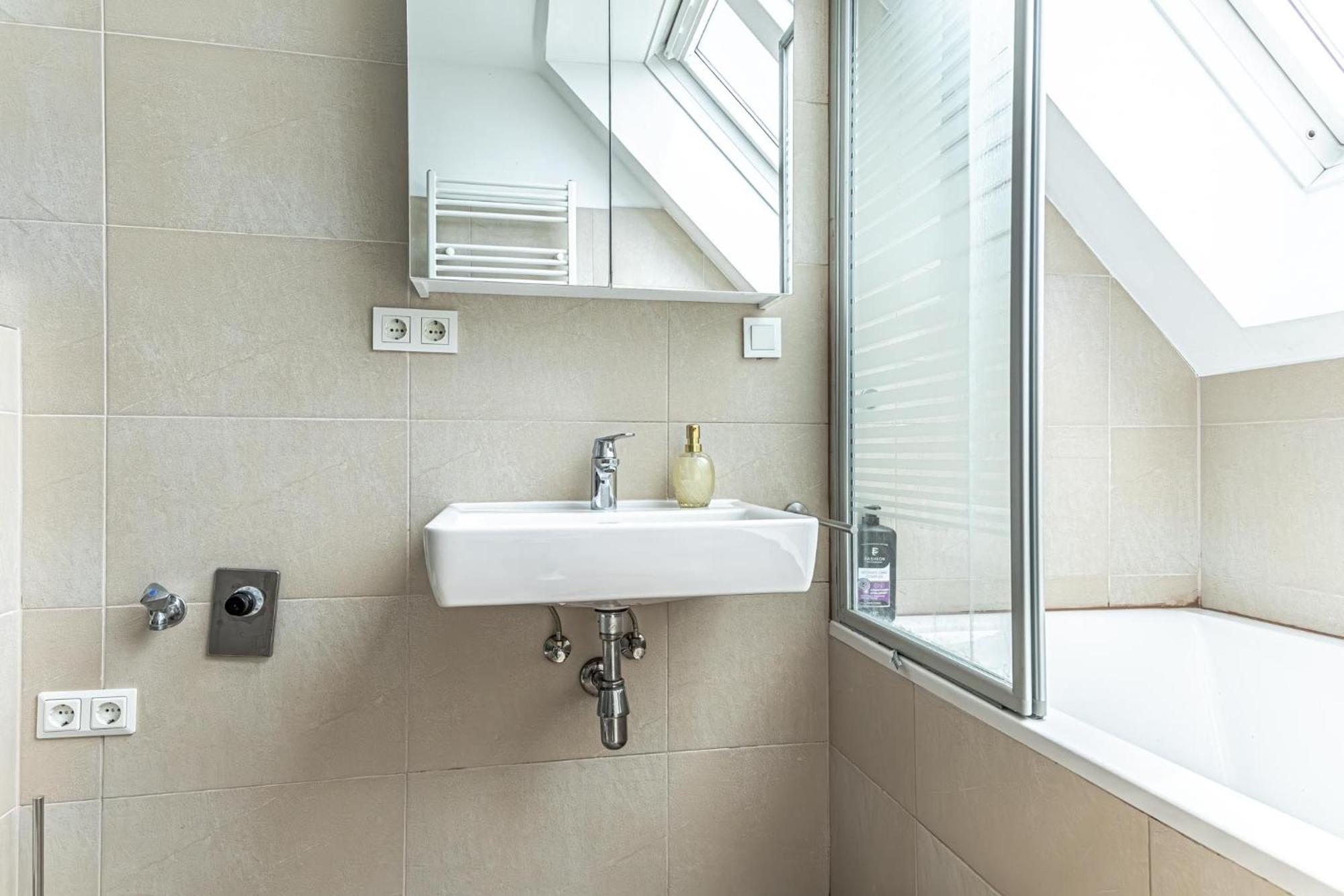 Luxury 3br And1 Lr In The Heart Of Apartment Vienna