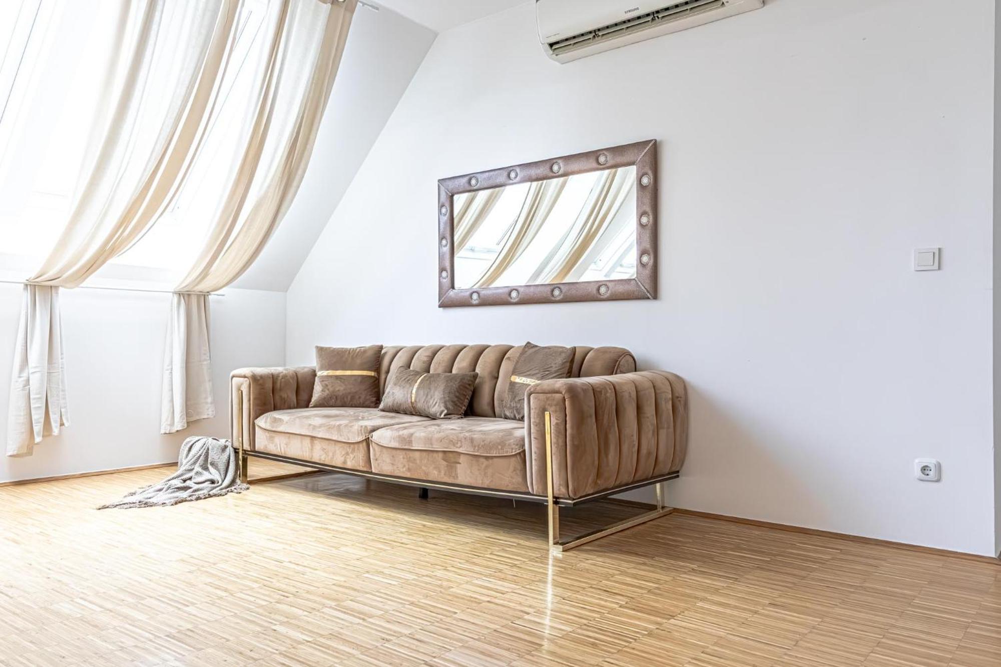 Luxury 3br And1 Lr In The Heart Of Apartment Vienna