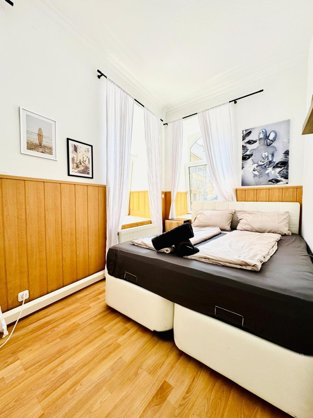 Apartment Comfy In A Shared Apt, 8min To Rathausplatz *