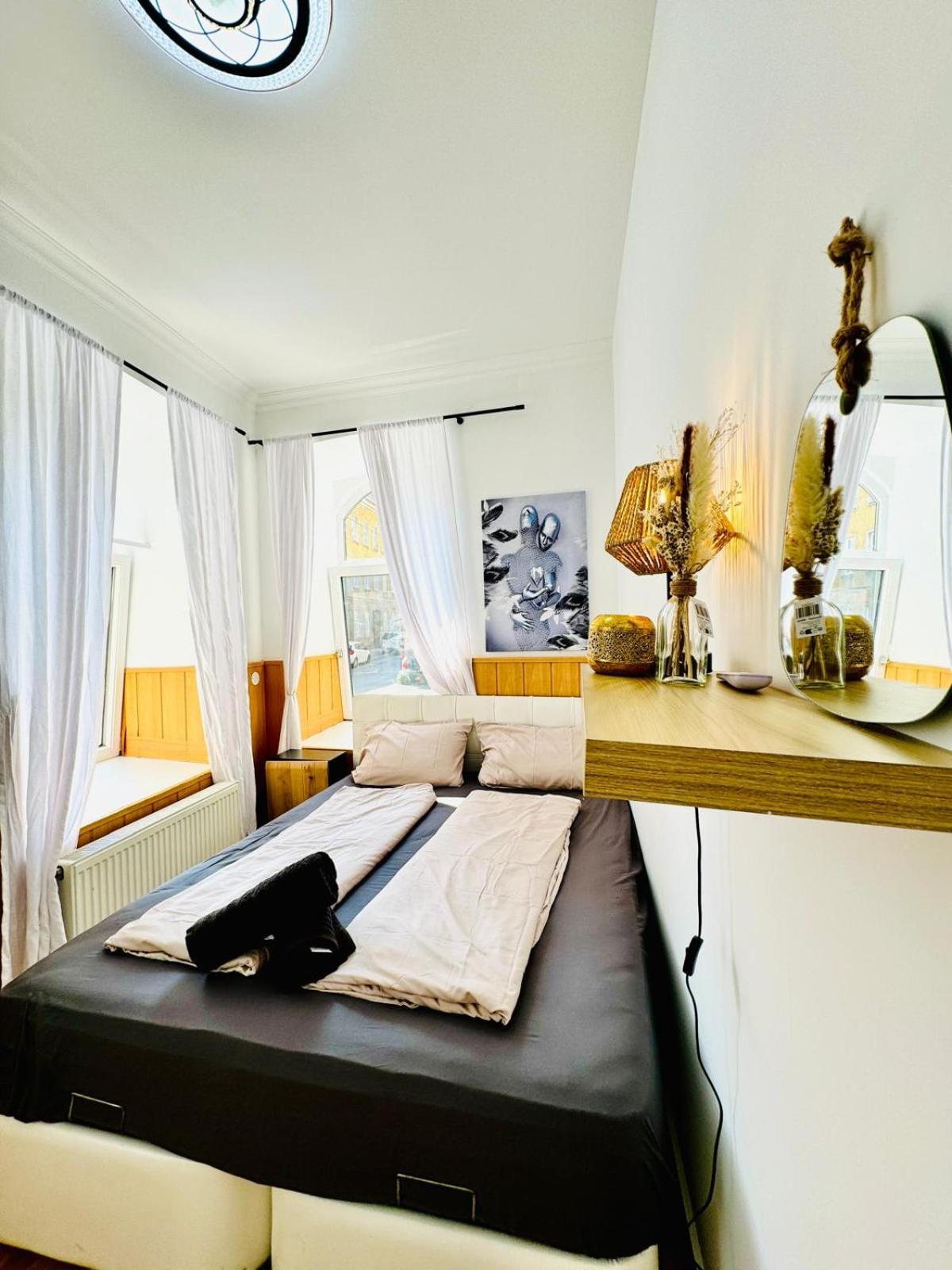 Apartment Comfy In A Shared Apt, 8min To Rathausplatz