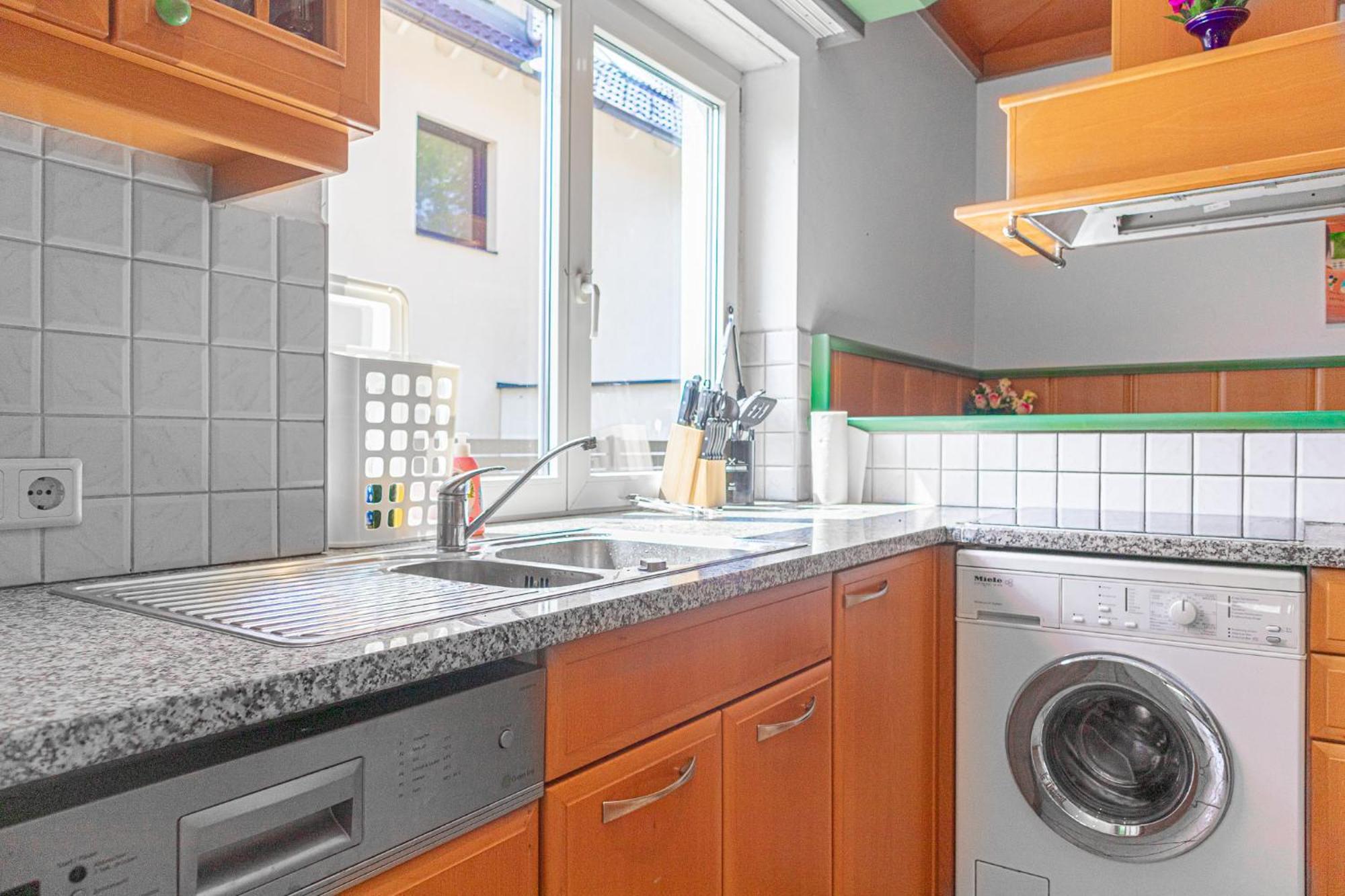 Exquisite In Shared With Garden & Parking Apartment Vienna