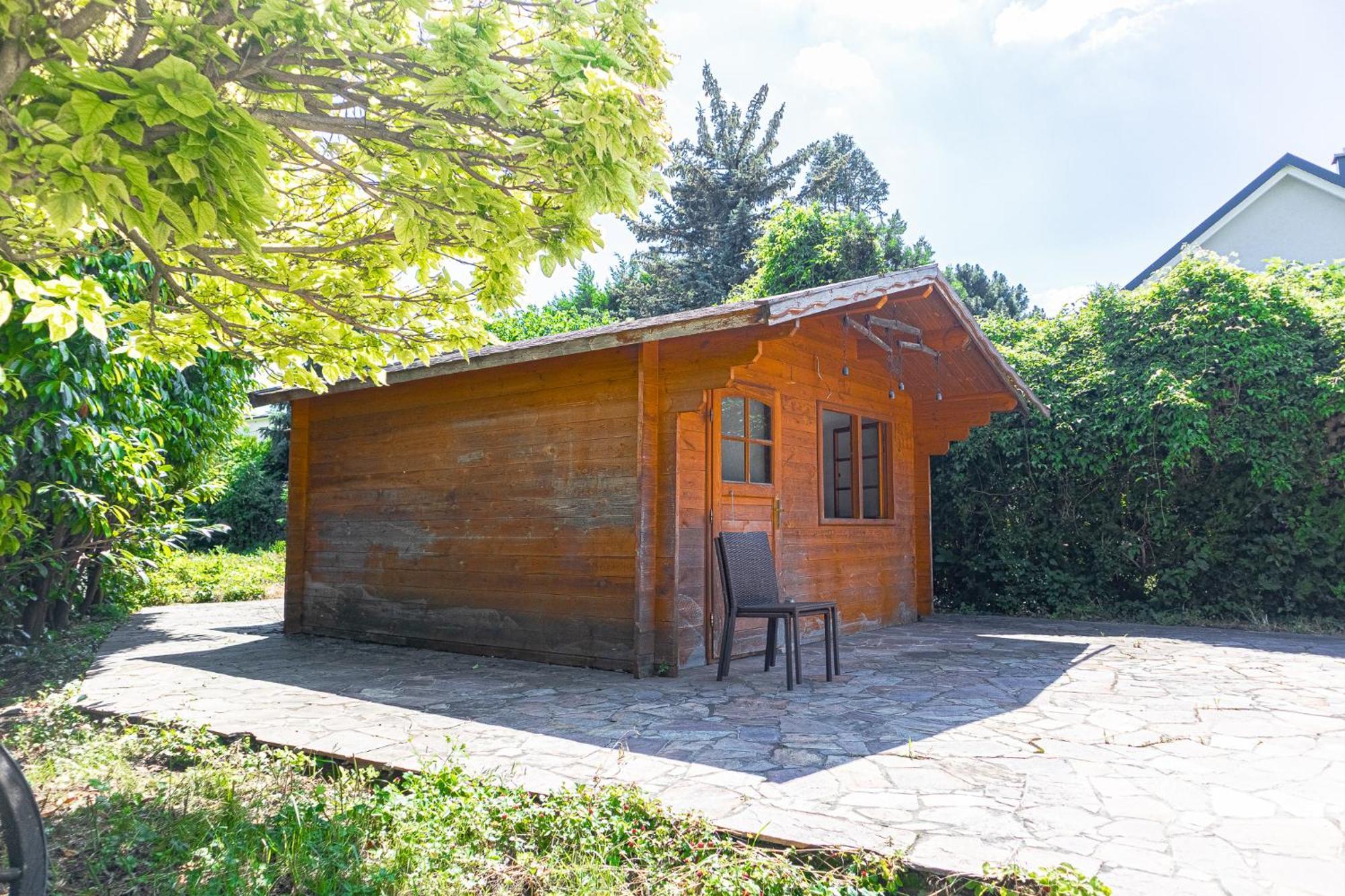 Exquisite In Shared With Garden & Parking Apartment Vienna