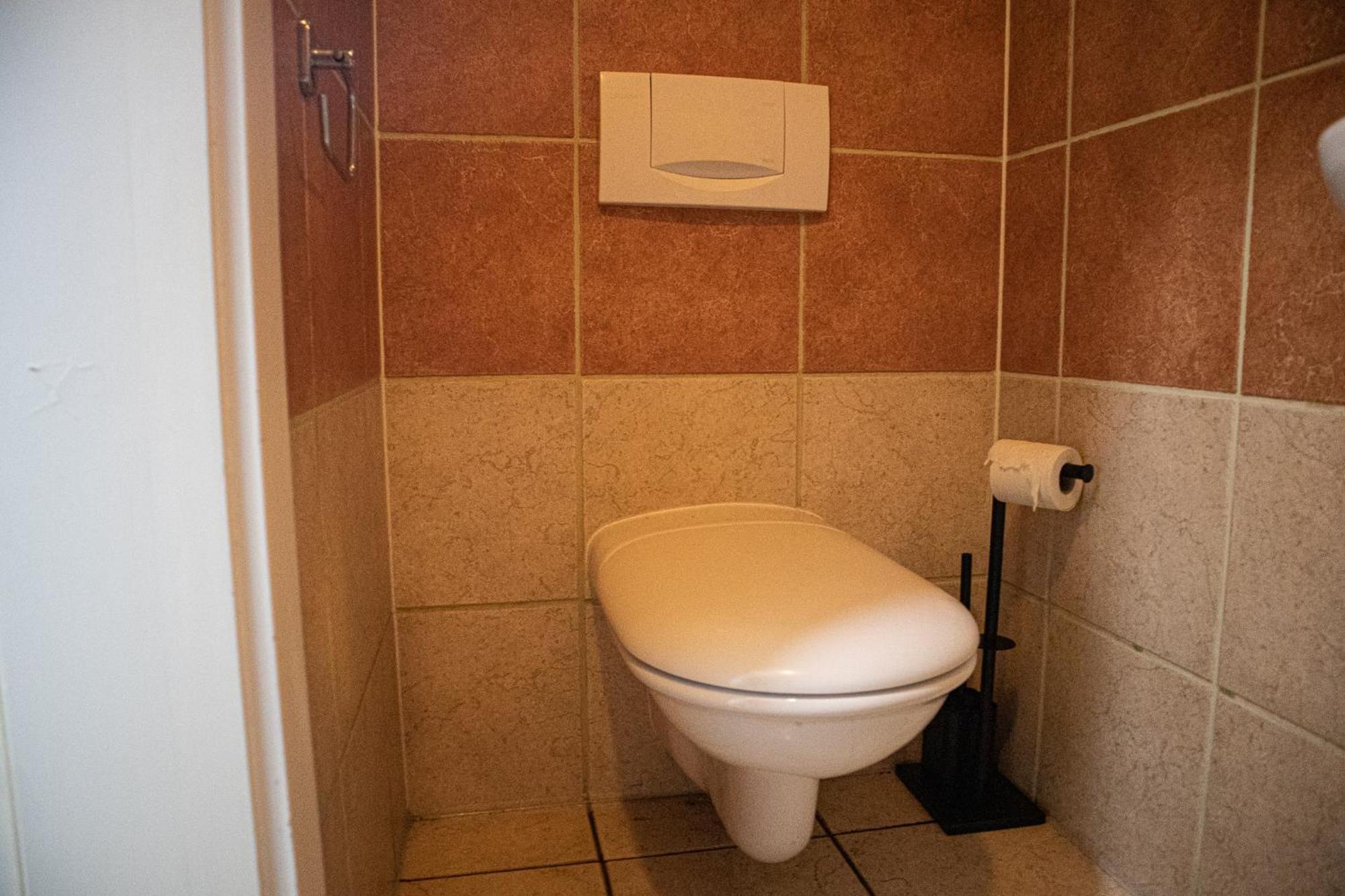 Exquisite In Shared With Garden & Parking * Vienna