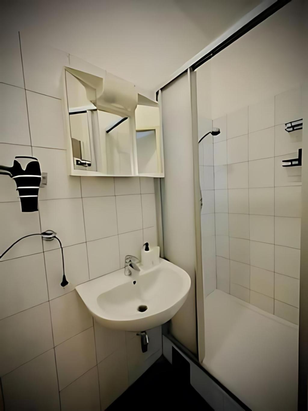 Appartamento Beautiful & Stylish 1br 10 Min To Westbahnhof *