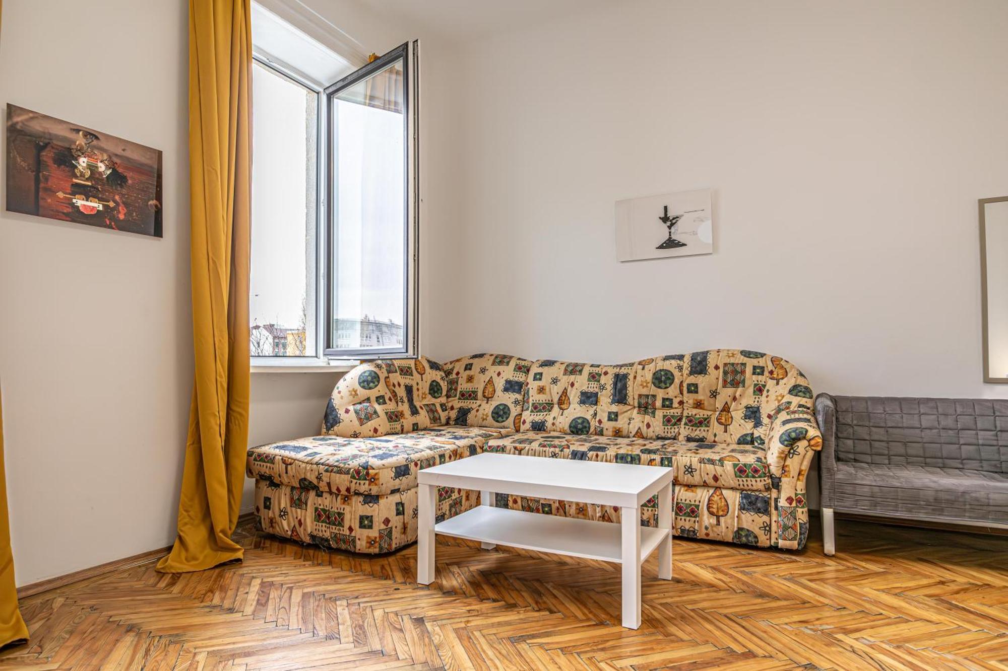Apartment Superb 2br Very Spacious At The Millenium Tower
