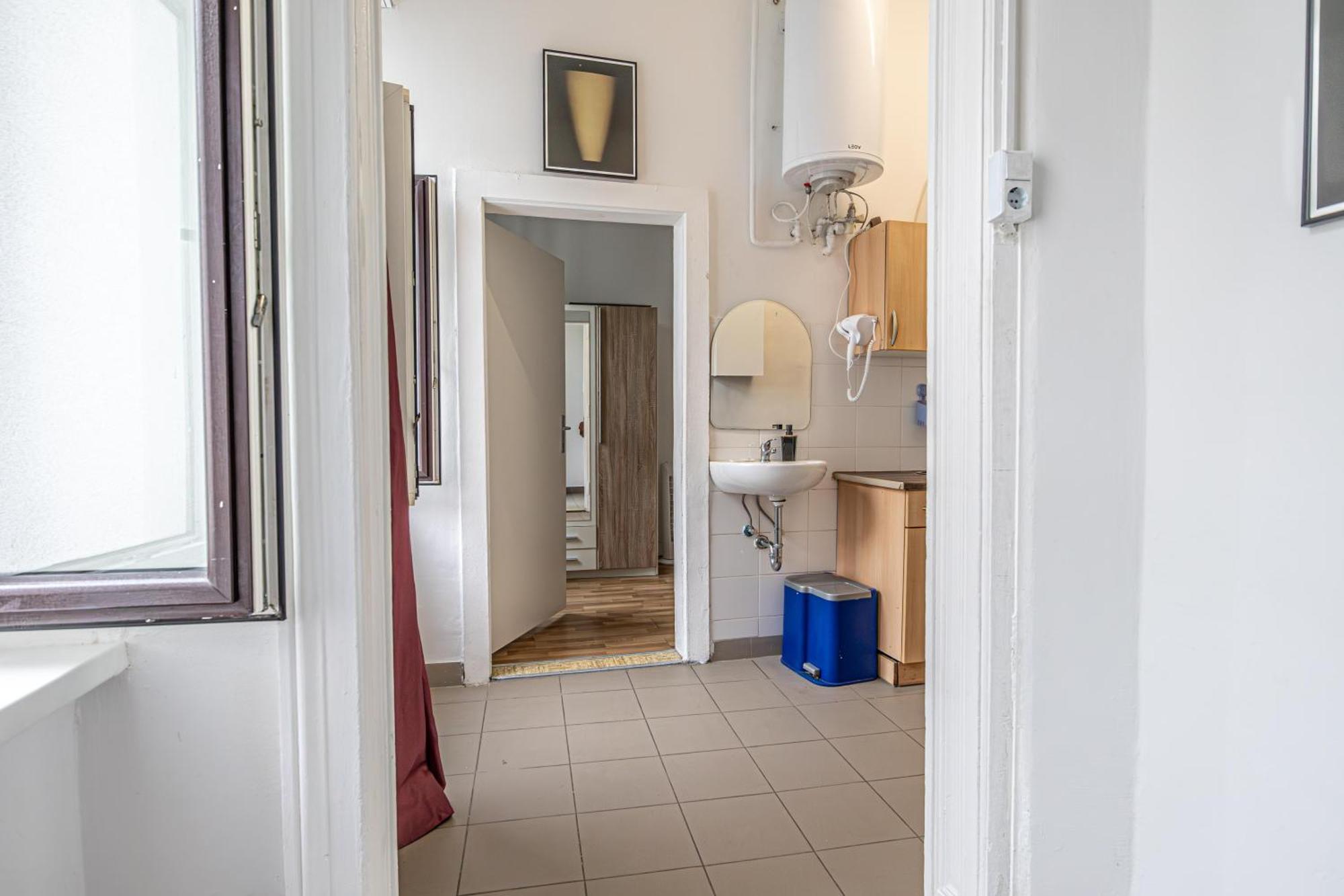 Superb 2br Very Spacious At The Millenium Tower Apartment