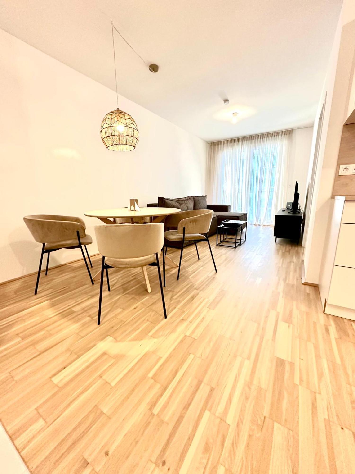 Coho Mit Hauseigener Tiefgarage Apartment Vienna