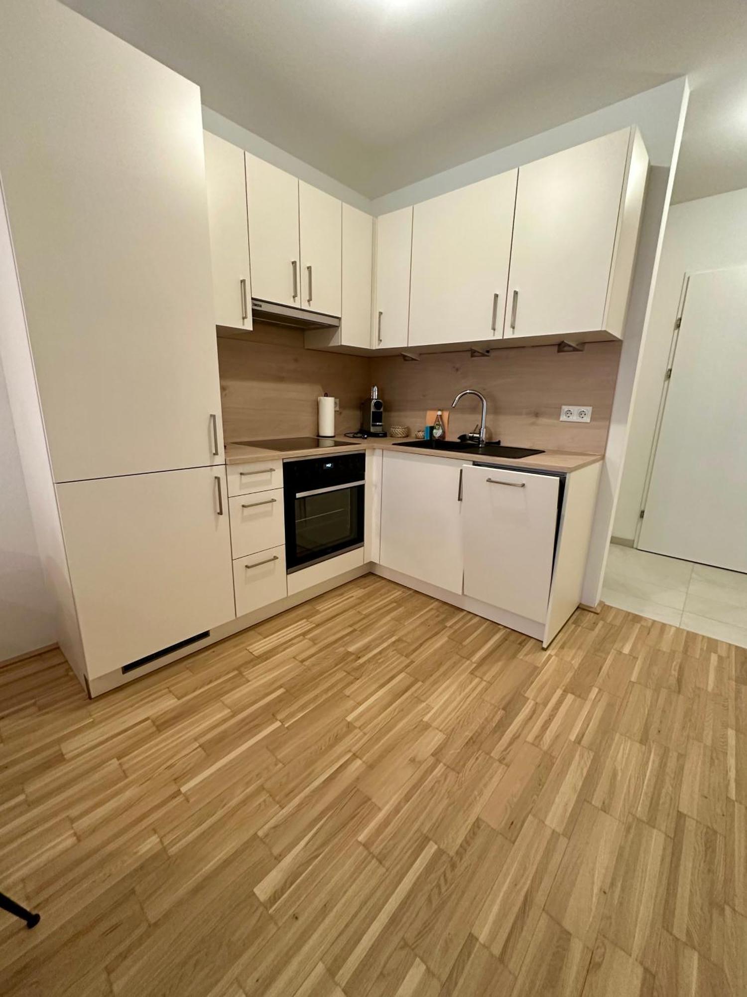 Coho Mit Hauseigener Tiefgarage Apartment *