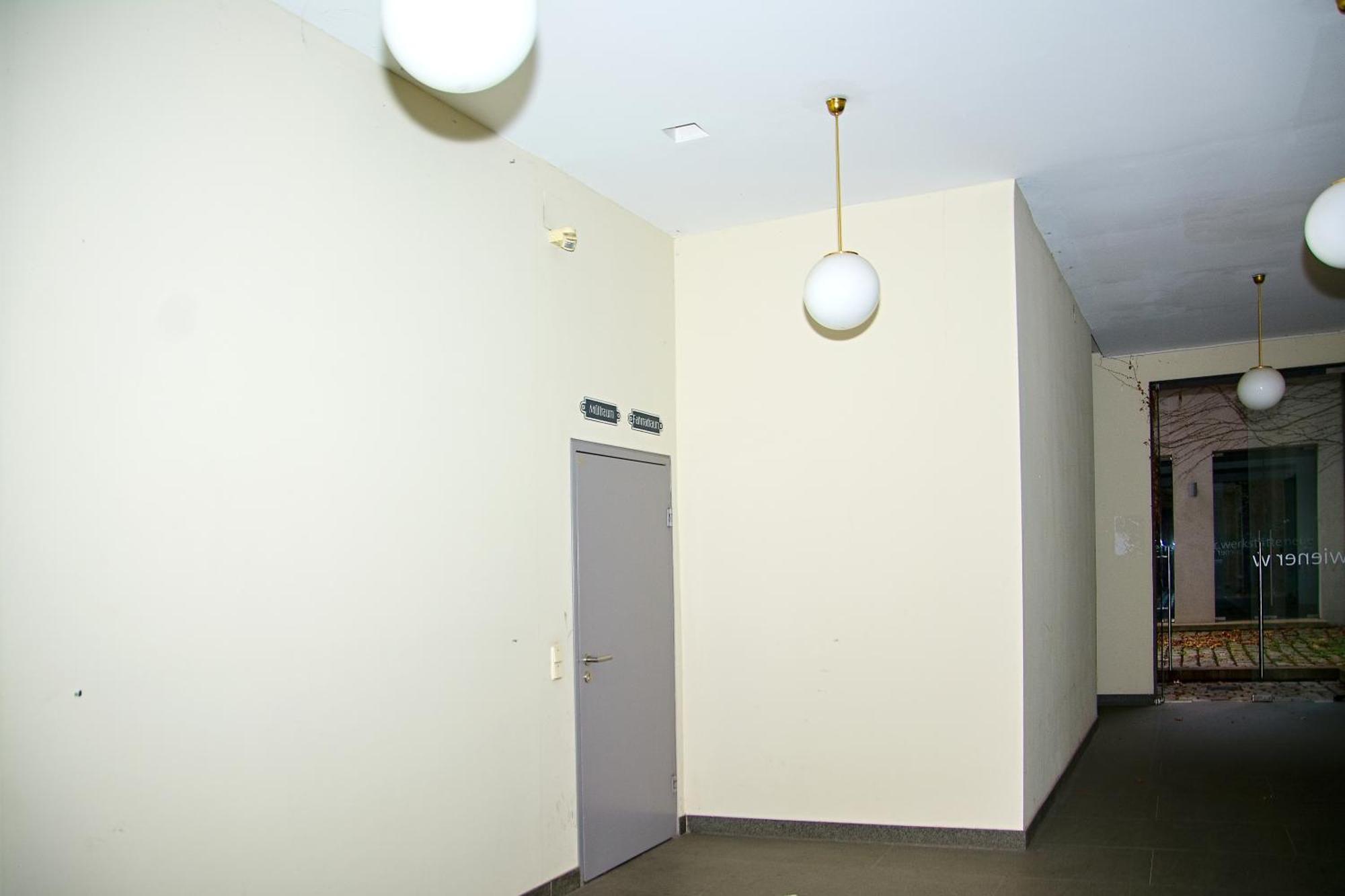 Pink Lotus Apartment *