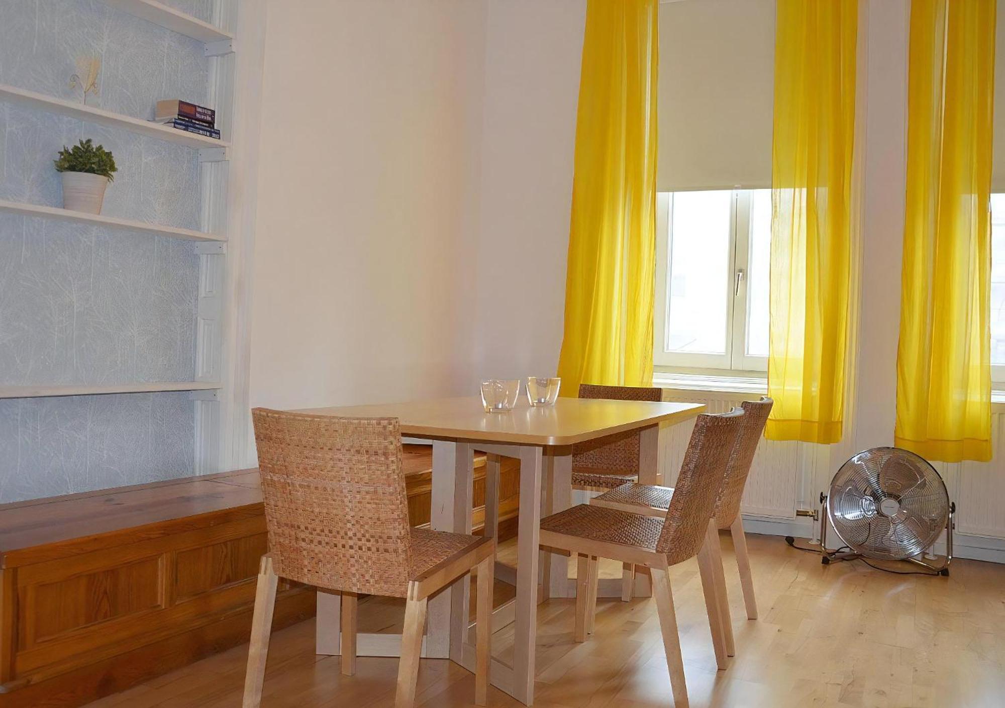 Apartment Himmelpfortgrund In 9 Alsergrund