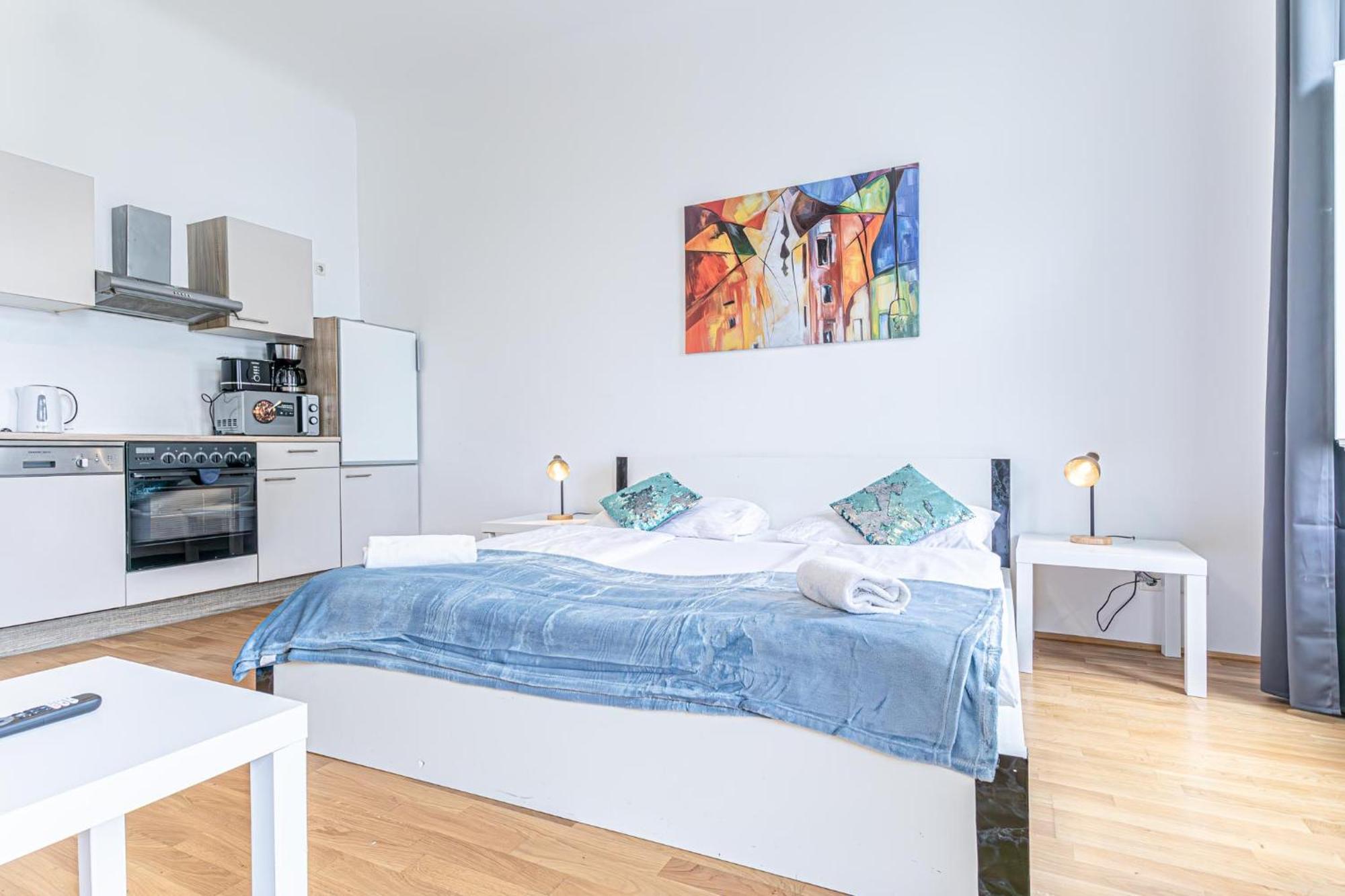 Peaceful And Stylish 2 Bedroom Cozy Atmosphere Viena