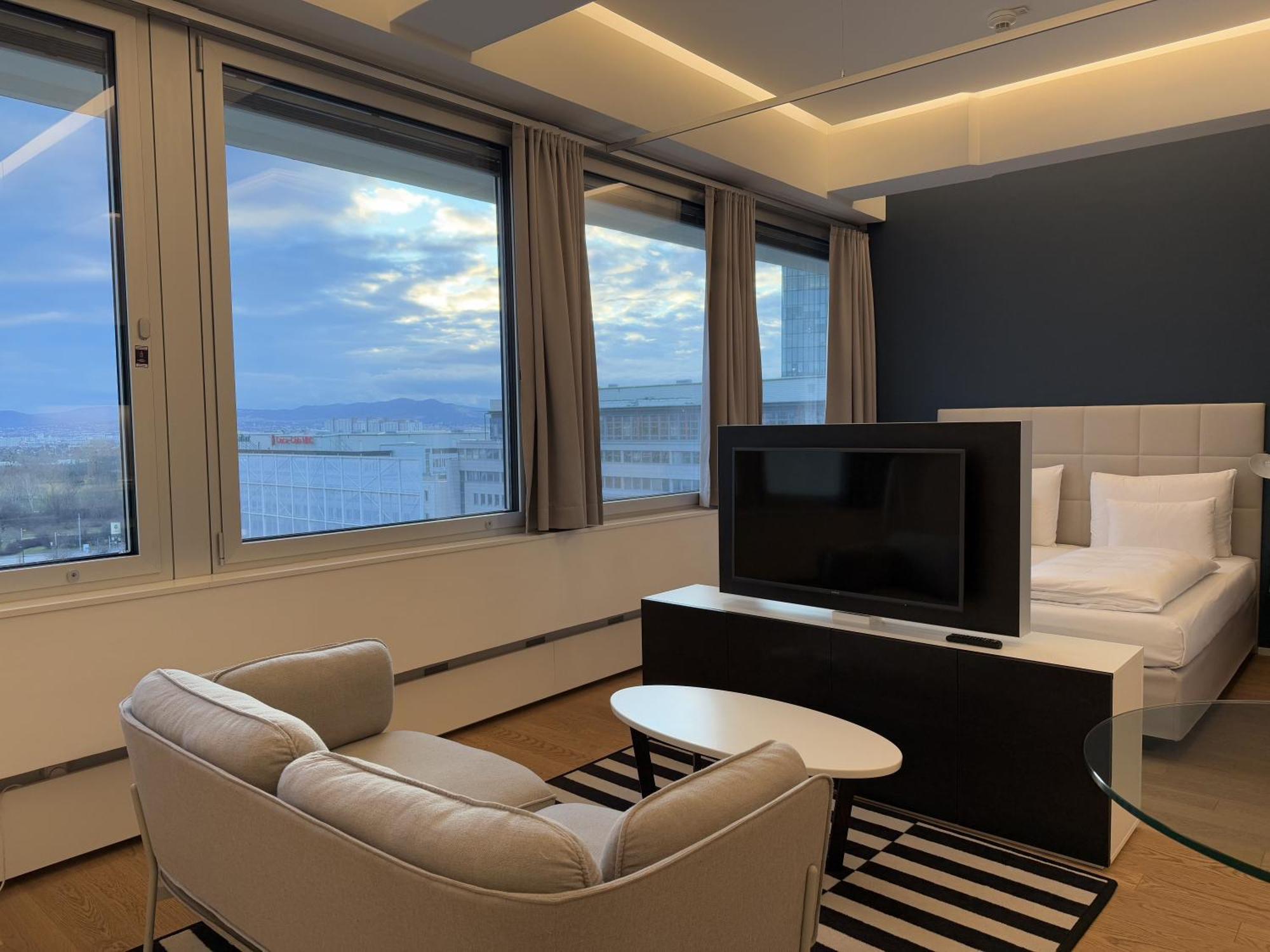 Luxury With Skyline View Apartment Vienna