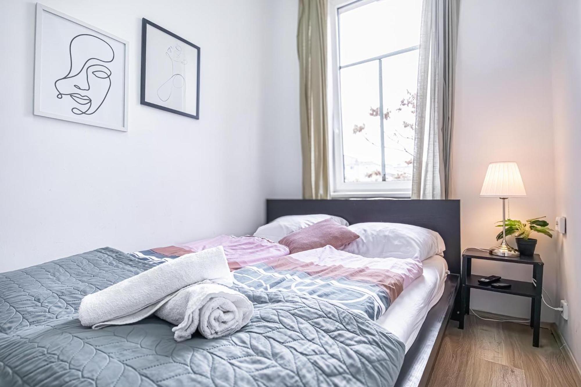 Massive 6br At Millenium For Big Groups Wien