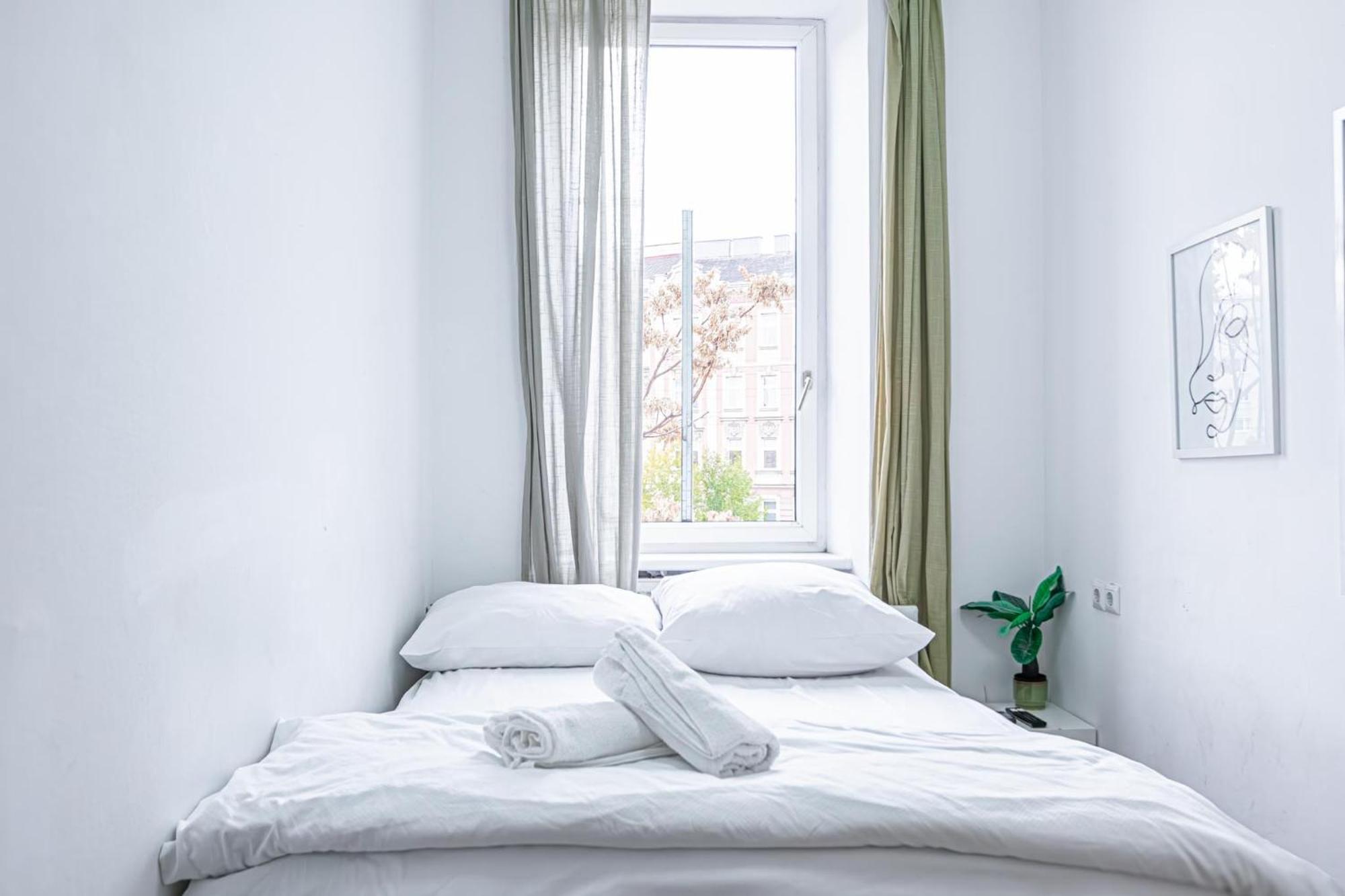 Massive 6br At Millenium For Big Groups Apartment