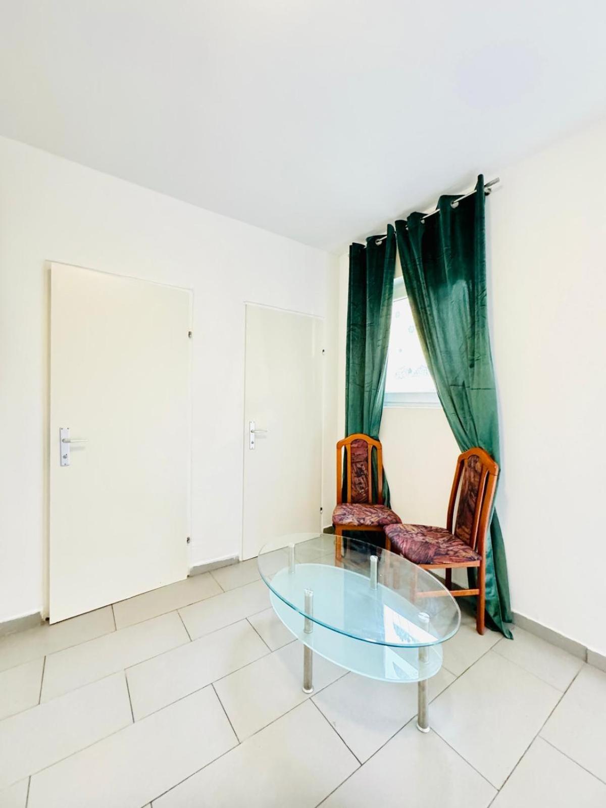 Apartment Affordable 2br Aptartment Direct Access To