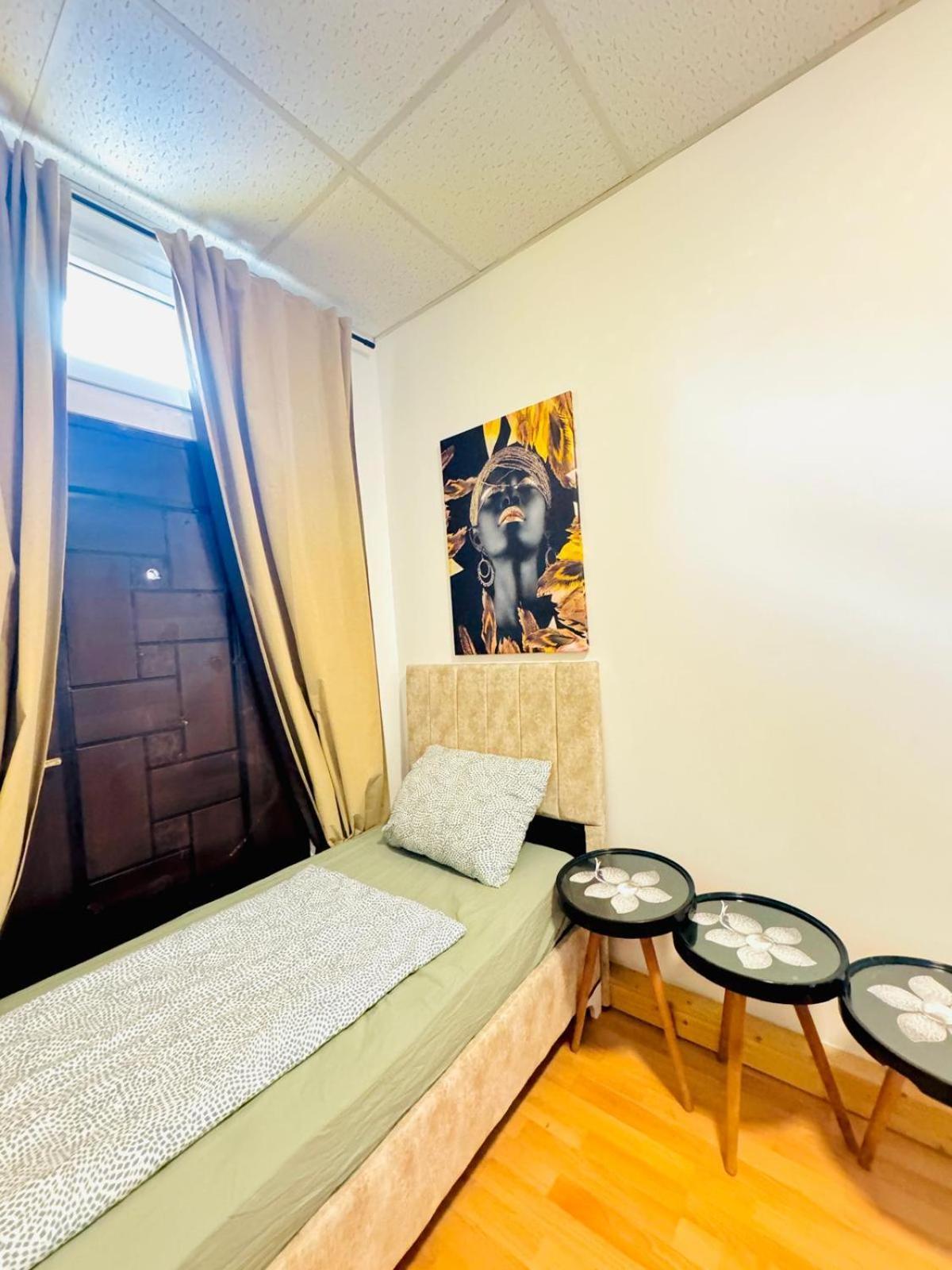 Apartment Affordable 2br Aptartment Direct Access To *