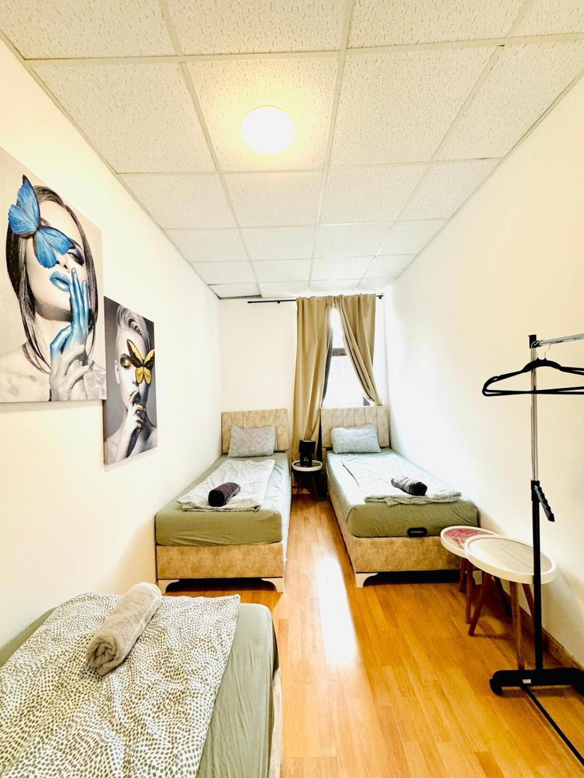 Affordable 2br Aptartment Direct Access To *