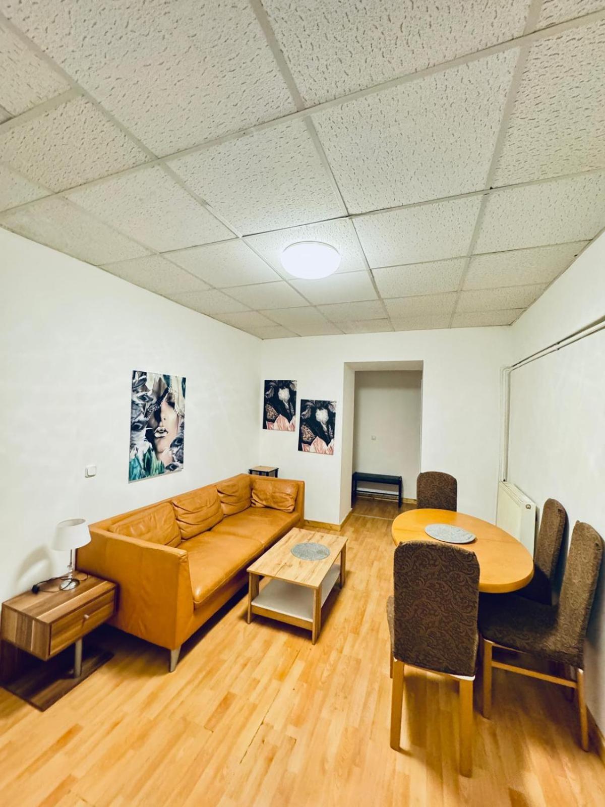 Affordable 2br Aptartment Direct Access To Vienna