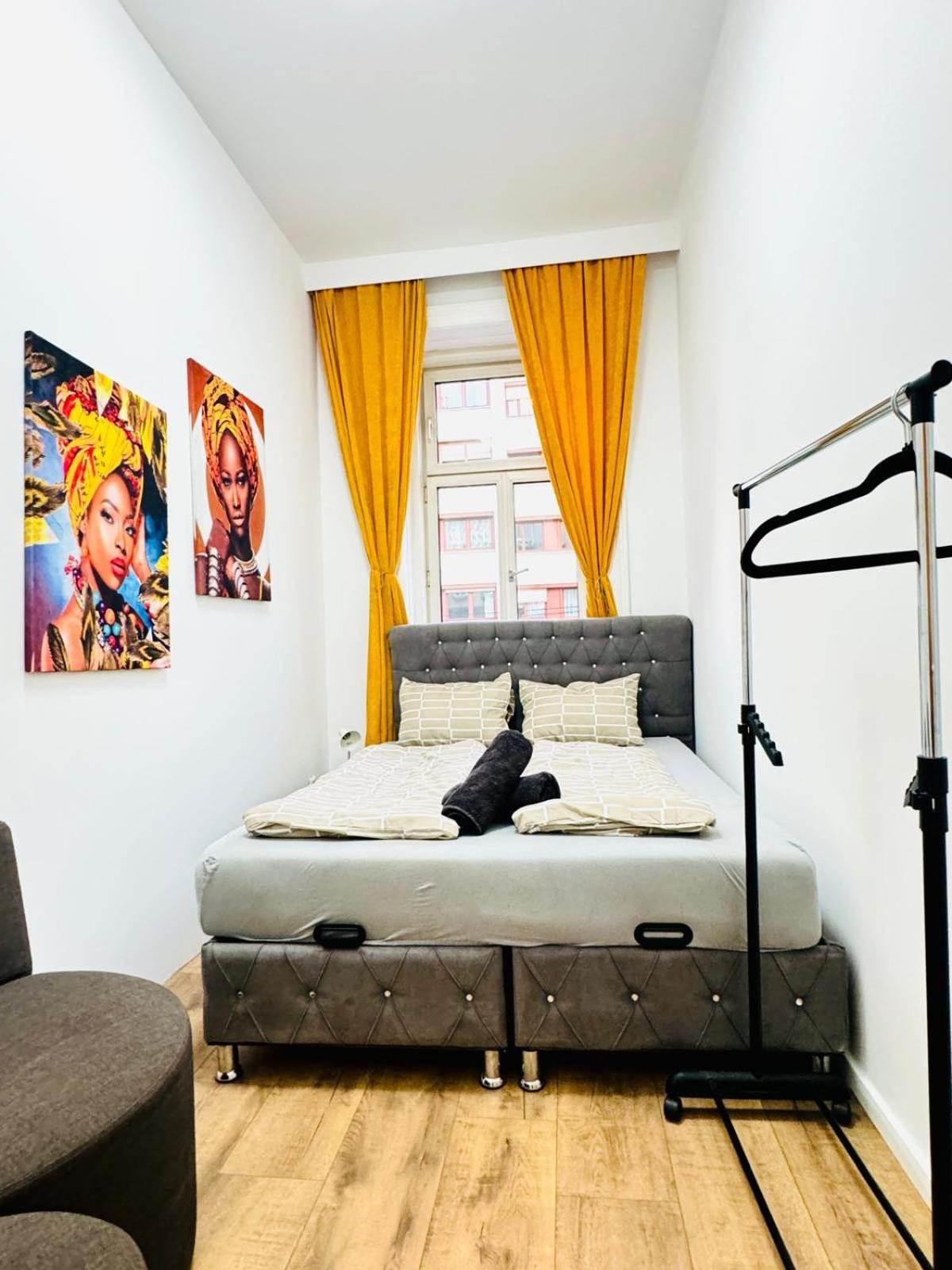 Apartment 9br For 18p, 12min Walk To Augarten Vienna