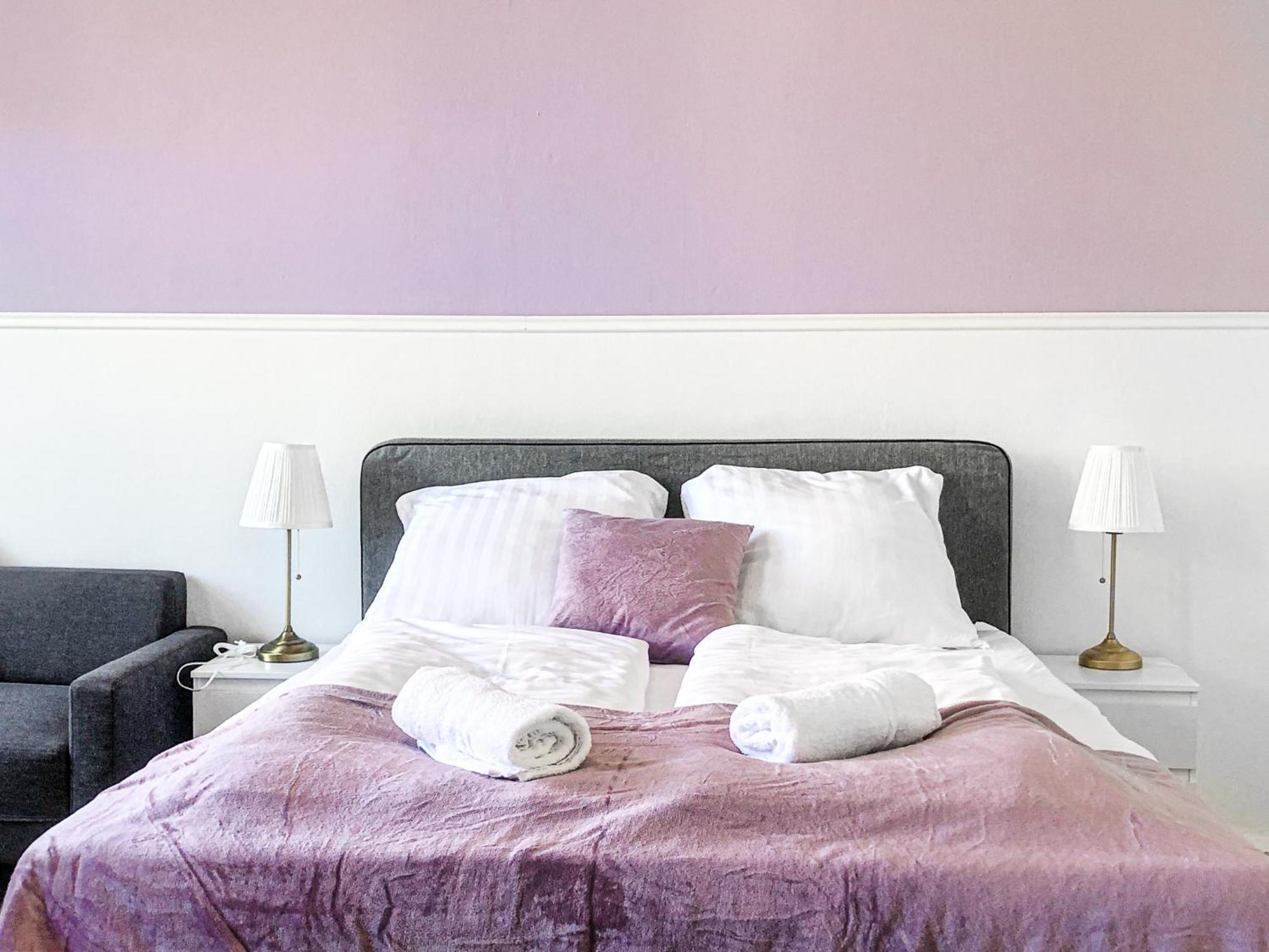 Vibrant 3br Near Akh Hospital - Perfect For Groups Apartamento *