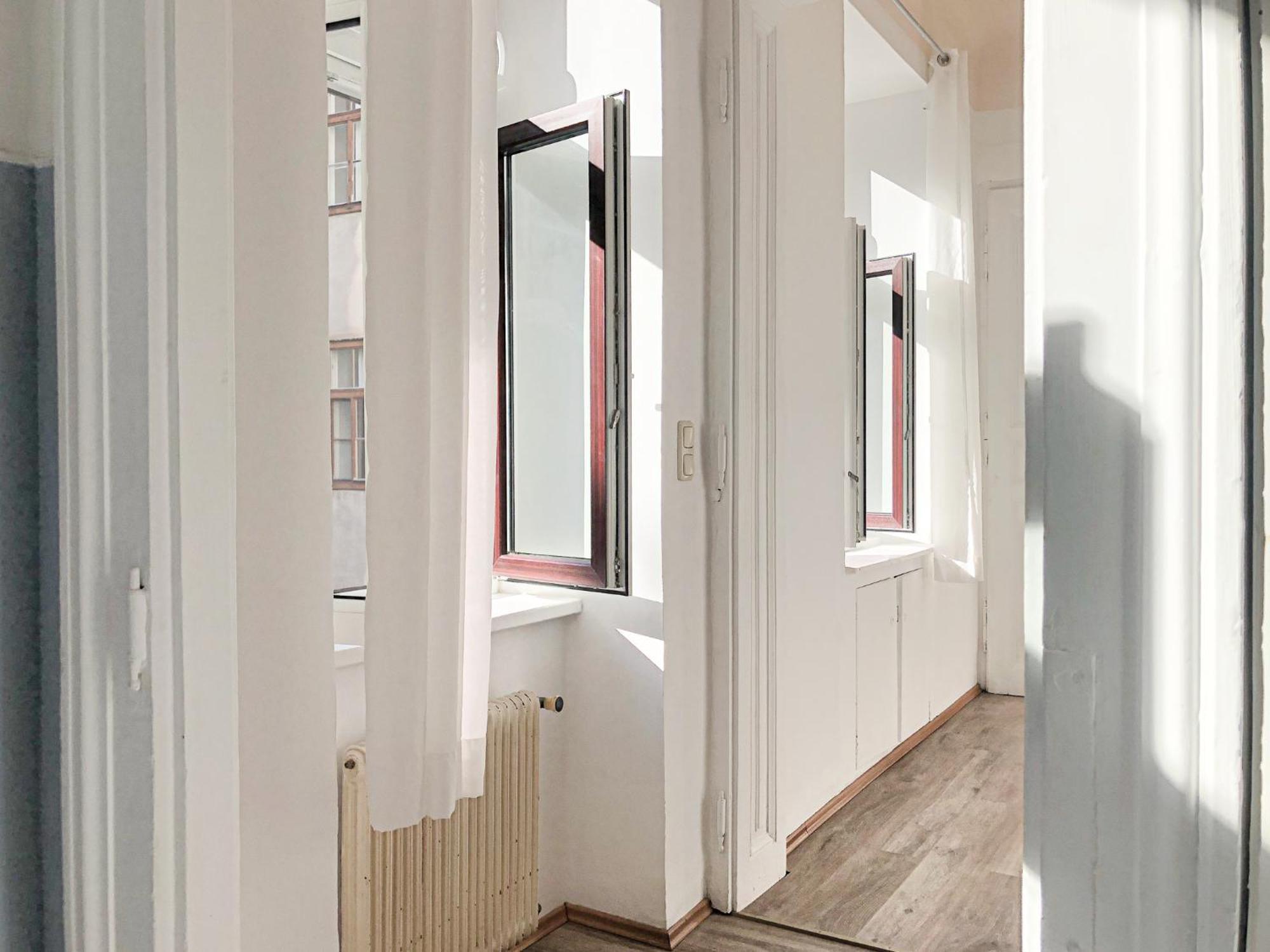 Apartment Vibrant 3br Near Akh Hospital - Perfect For Groups Vienna