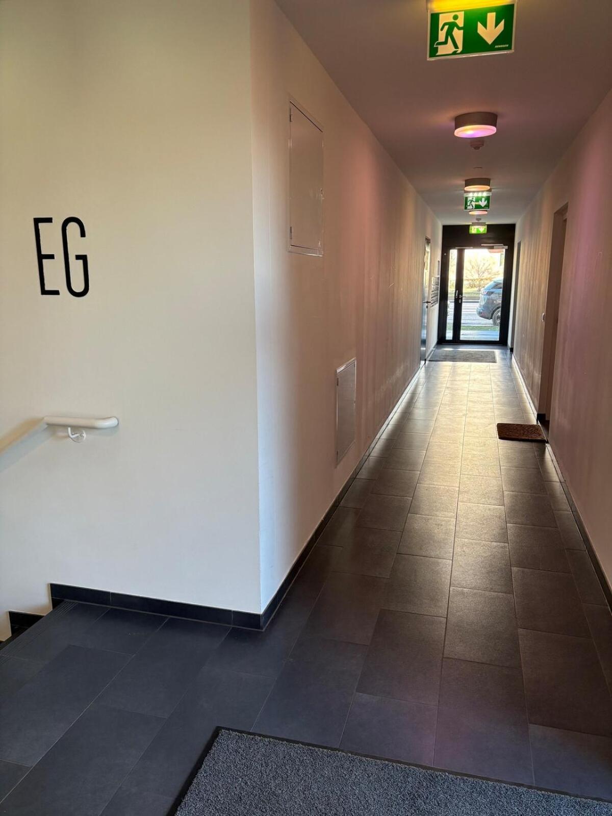 Apartment Between Old Danube And Danube Center - New, Quiet And Modern Vienna