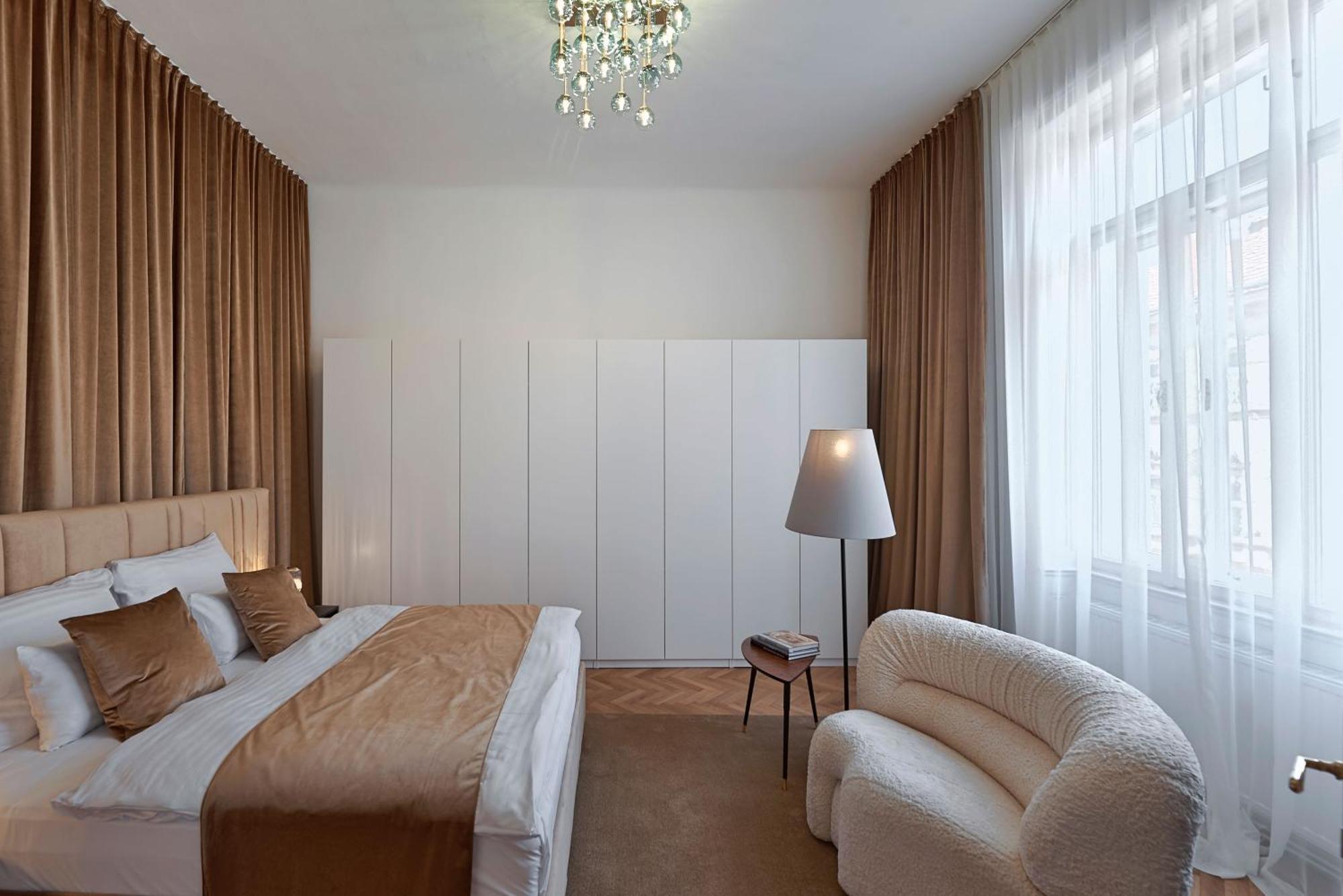 Diplomatic District Apartment, 6 Stops To Center Apartment Vienna