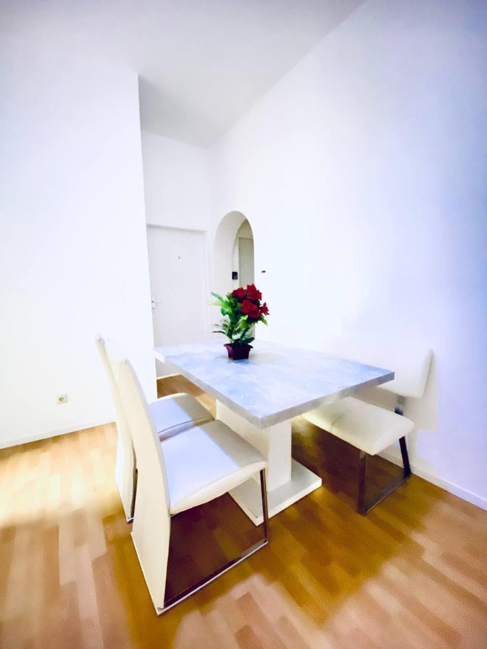 Spacious 4-bedroom Shared For Big Groups