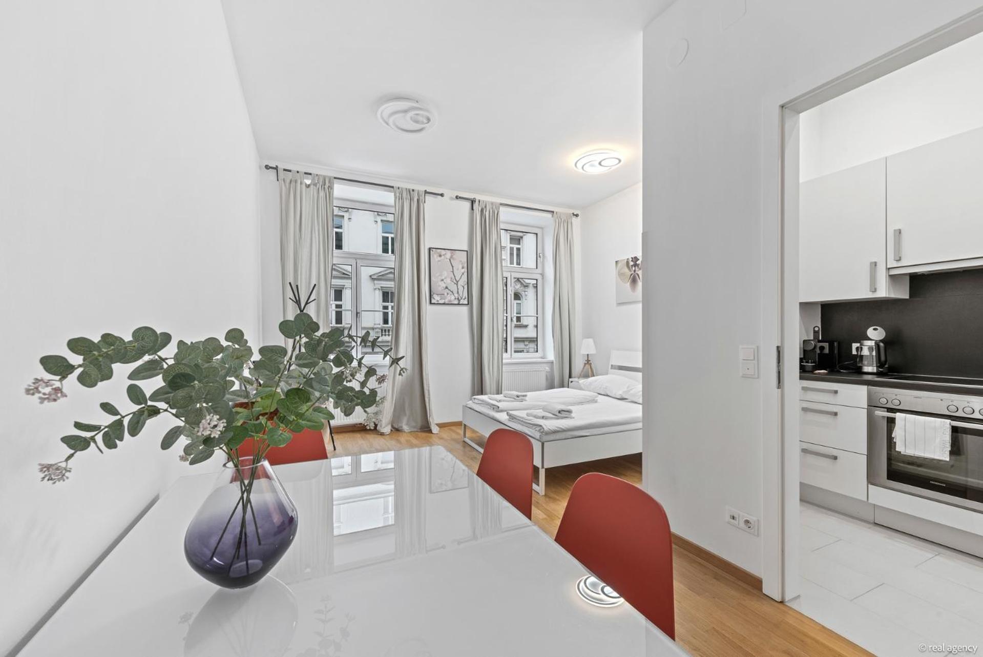 Easy Flat Margareten Vienna