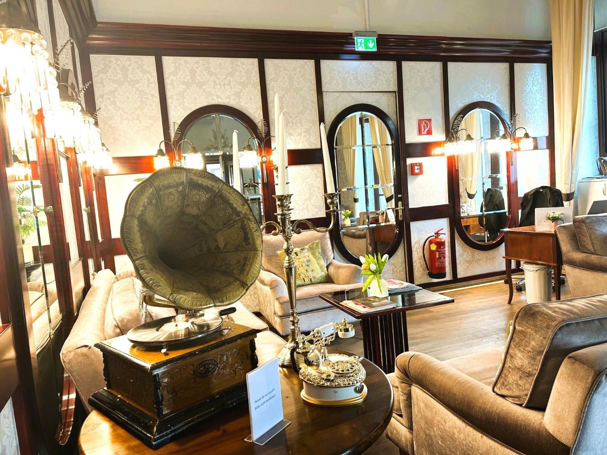 Am Schubertring Hotel Vienna