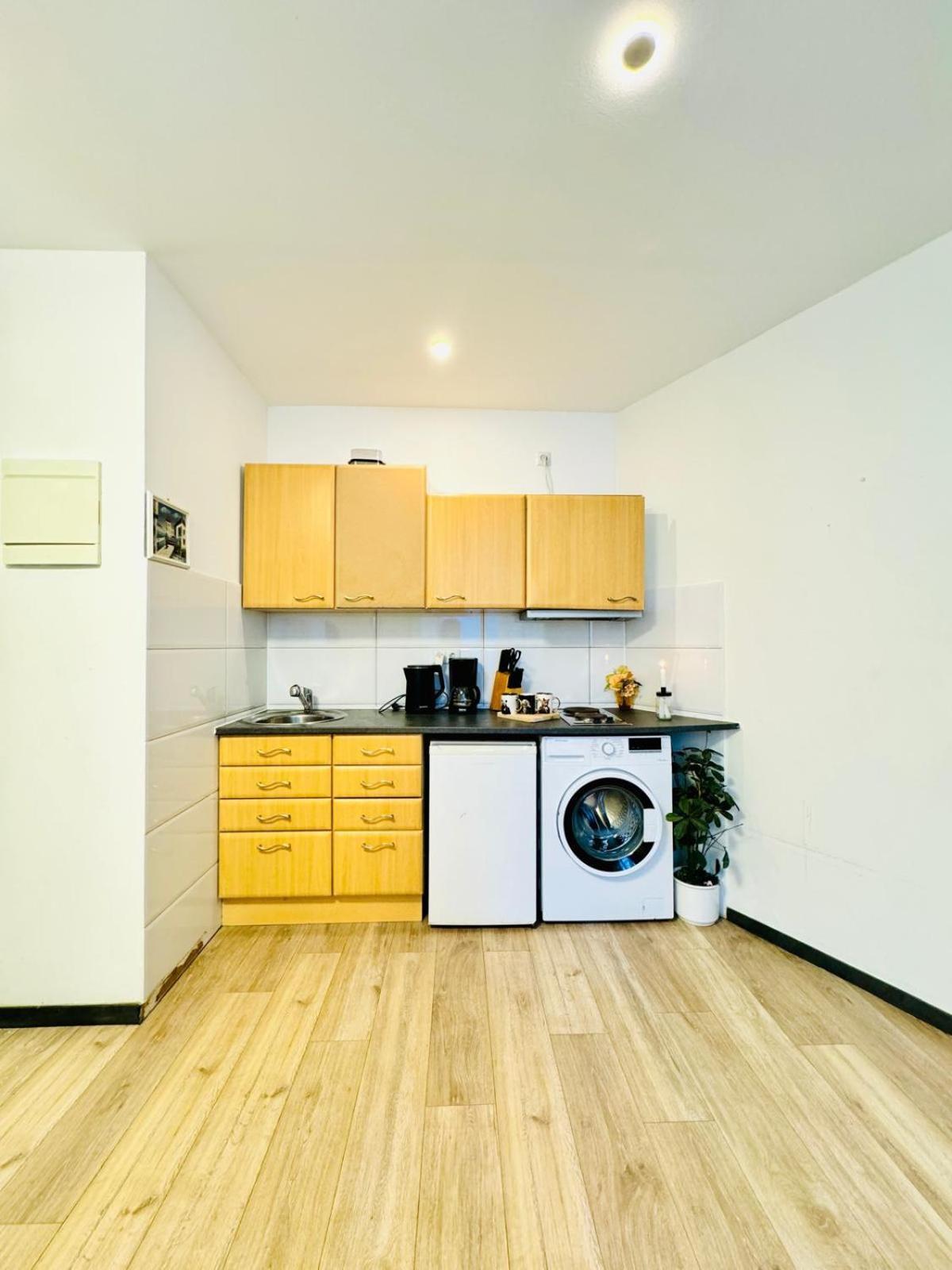 King - 10 Mins Walk From Downtown Apartamento Viena