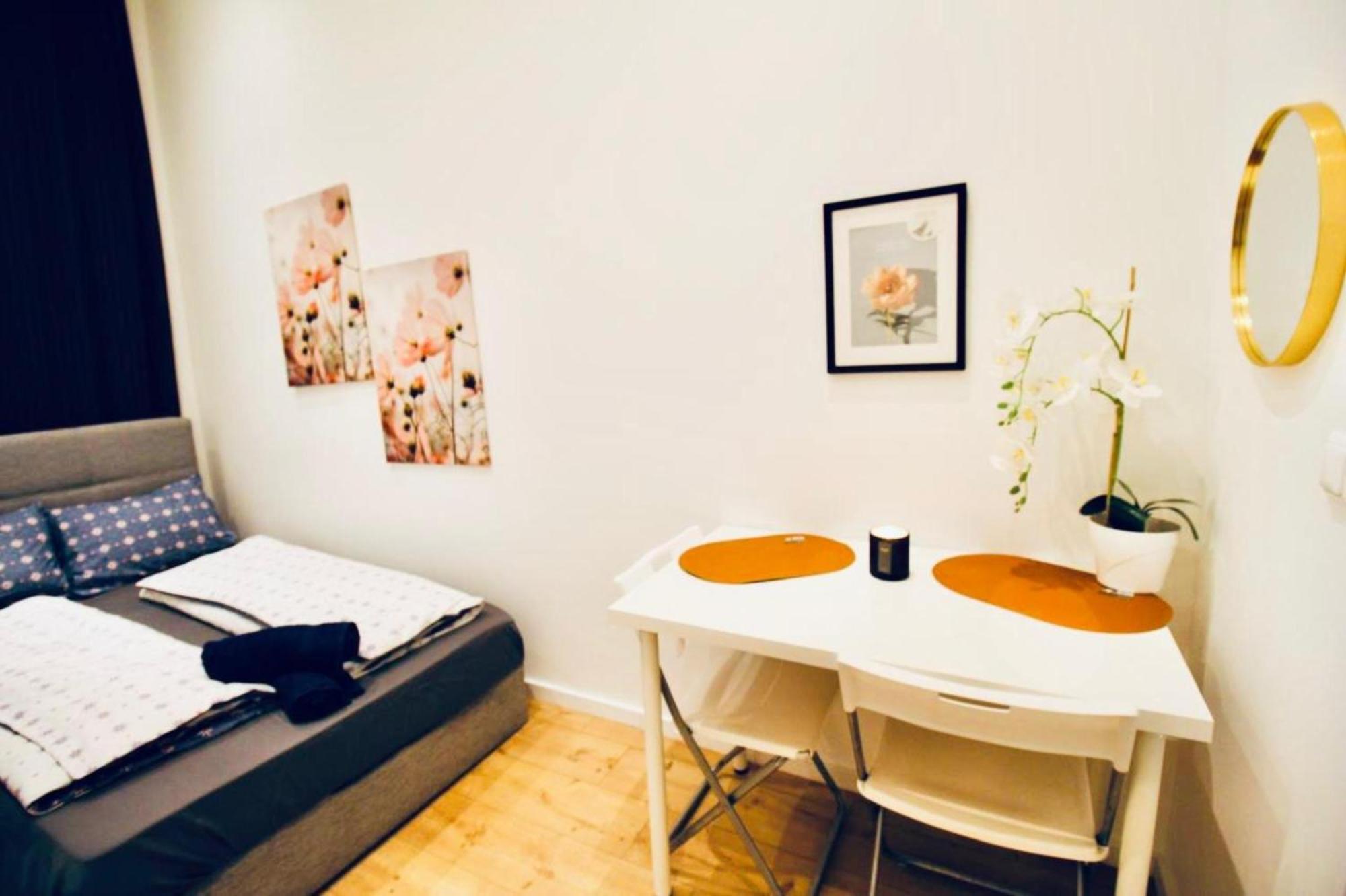 Apartment Super Cozy 5 Bedroom Shared 10min Walk To Augarten Wien