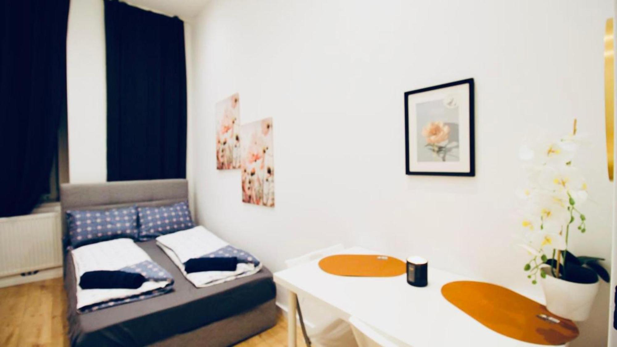 Apartment Super Cozy 5 Bedroom Shared 10min Walk To Augarten
