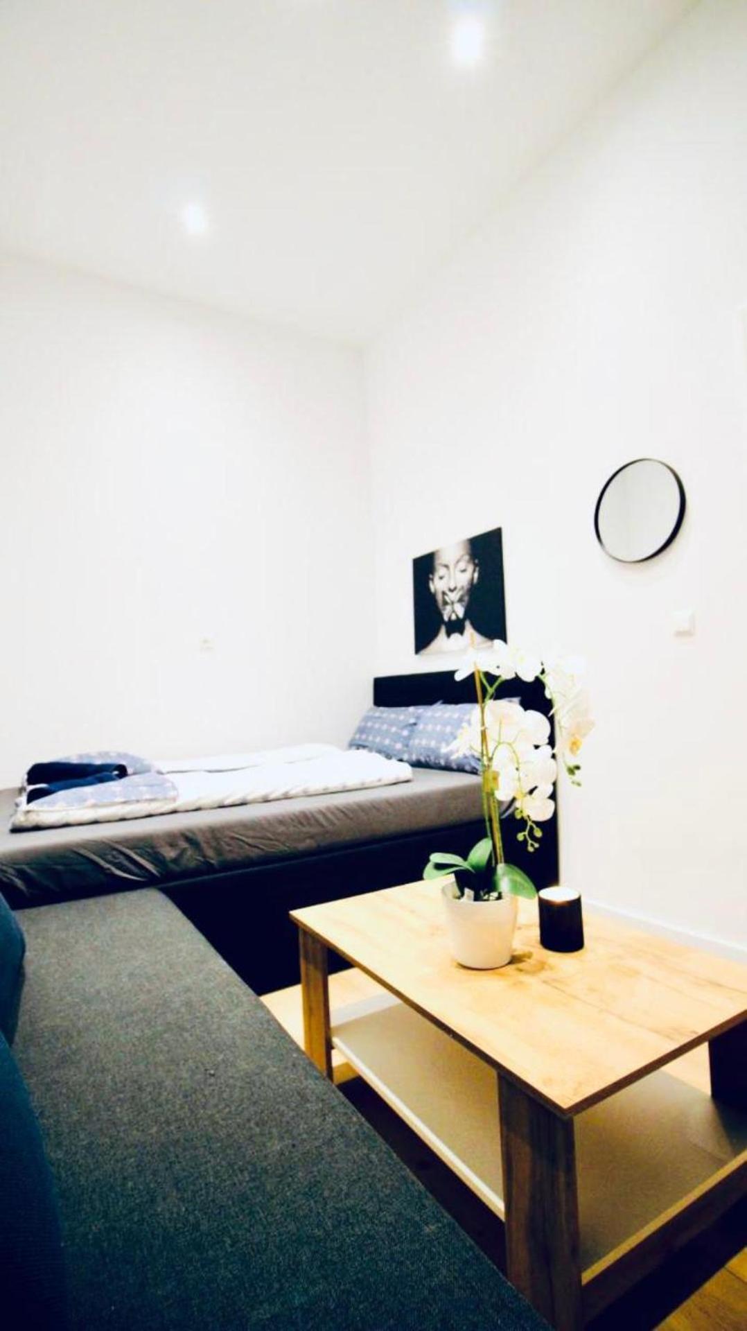 Apartment Super Cozy 5 Bedroom Shared 10min Walk To Augarten