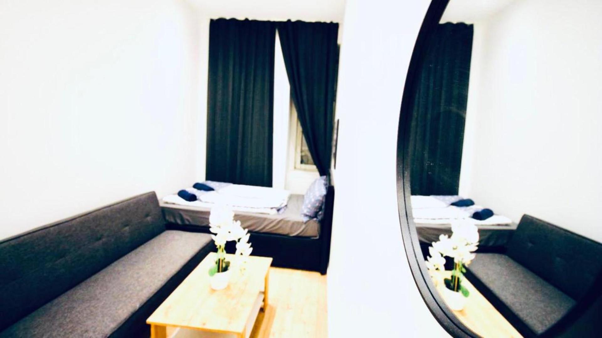 Super Cozy 5 Bedroom Shared 10min Walk To Augarten *
