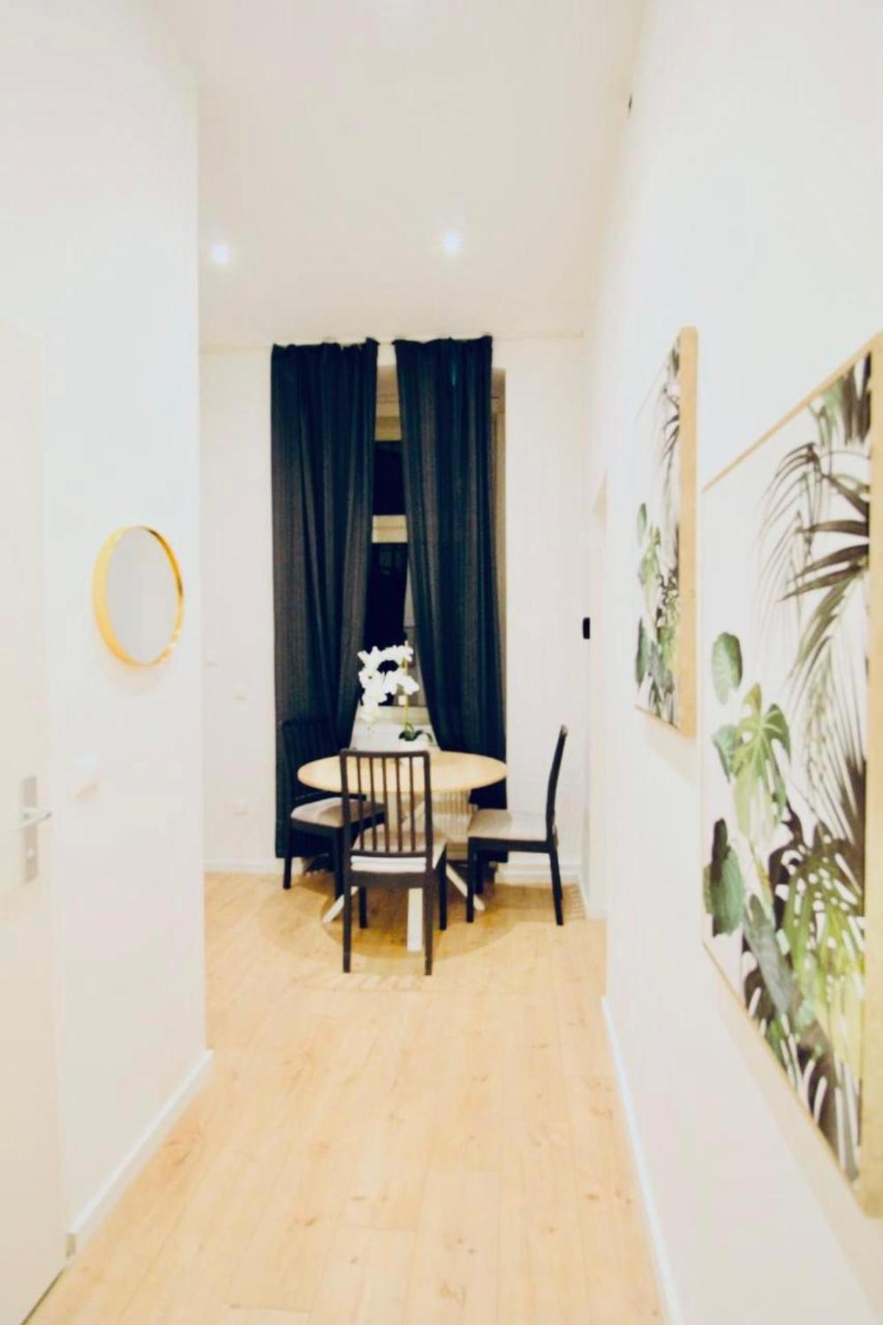Apartment Super Cozy 5 Bedroom Shared 10min Walk To Augarten *