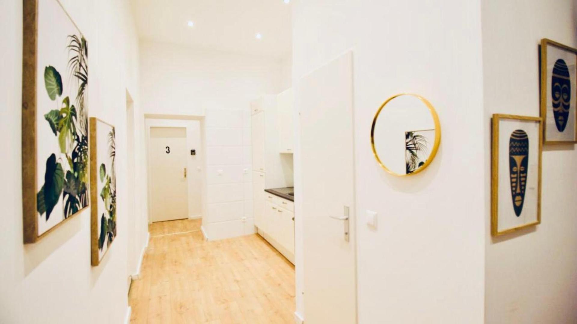 Super Cozy 5 Bedroom Shared 10min Walk To Augarten Wien