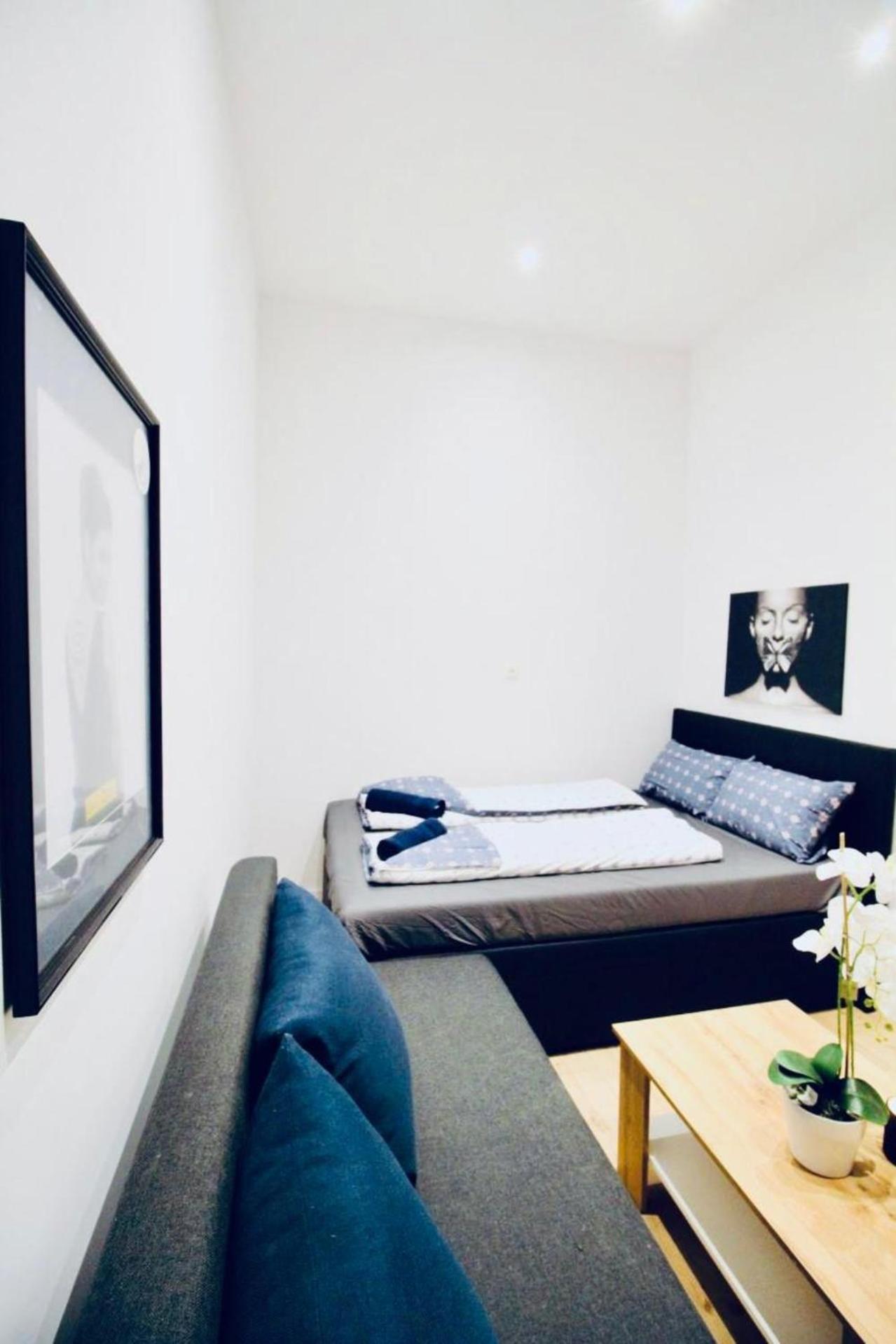 Super Cozy 5 Bedroom Shared 10min Walk To Augarten