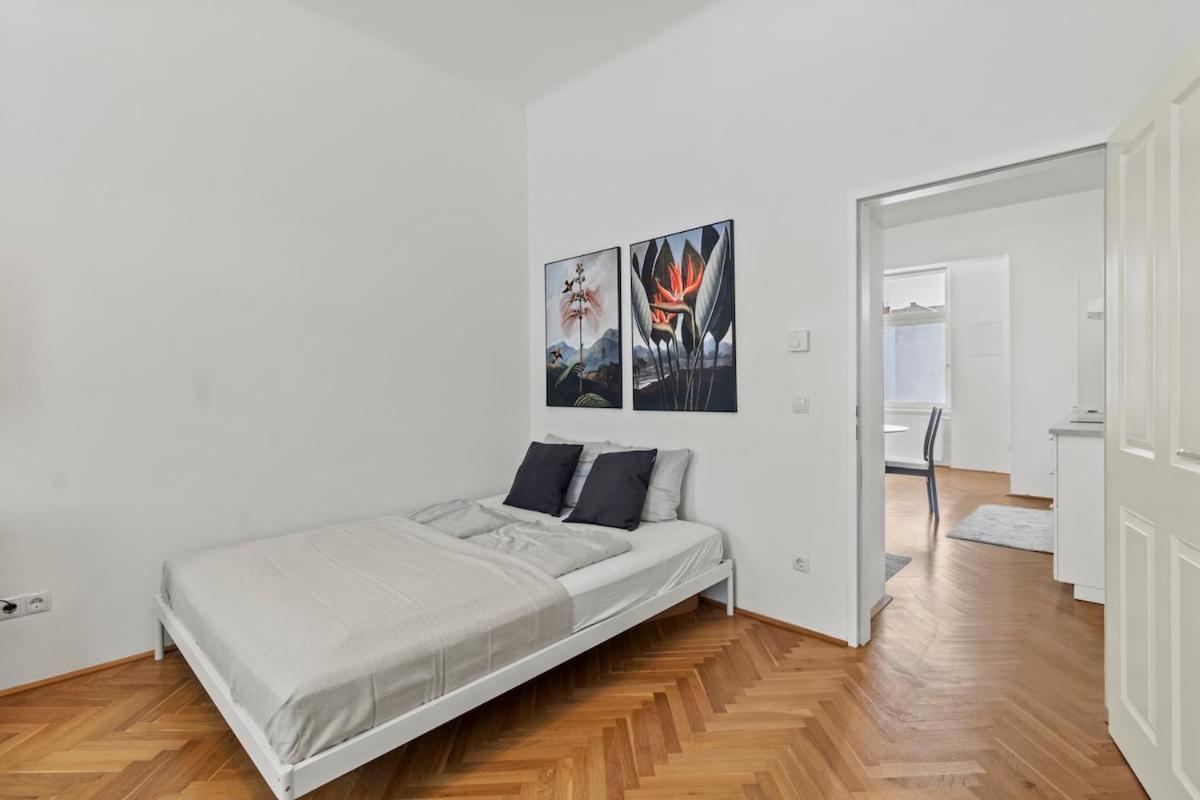 Fast Wifi I 4 Min To U3 Zipperer Strasse